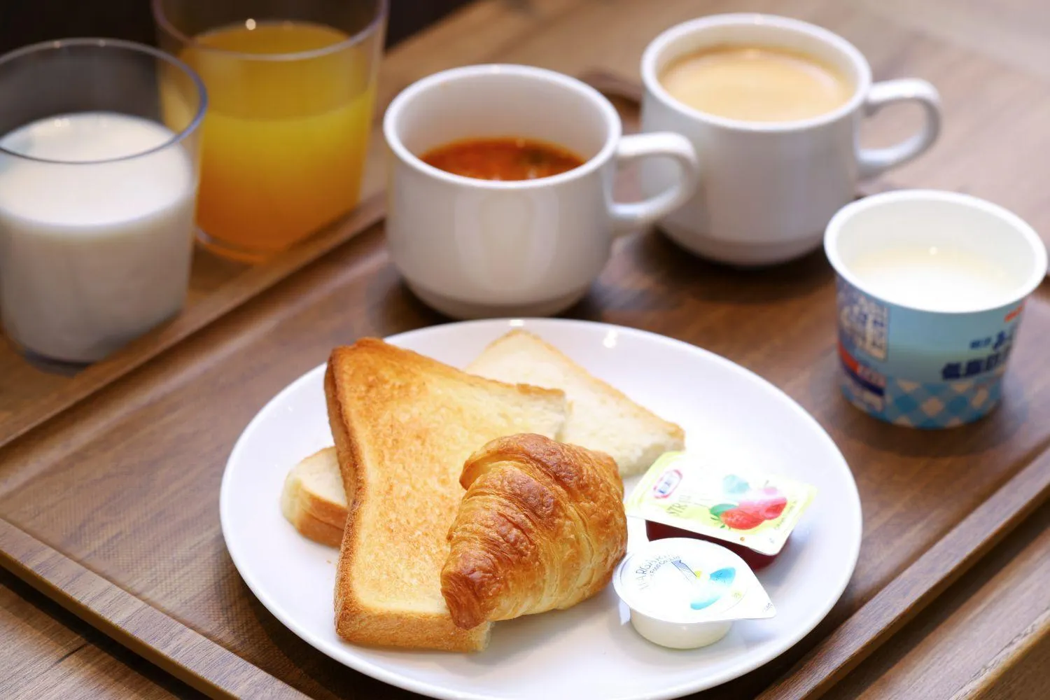 Breakfast in global cabin Yokohama Chinatown