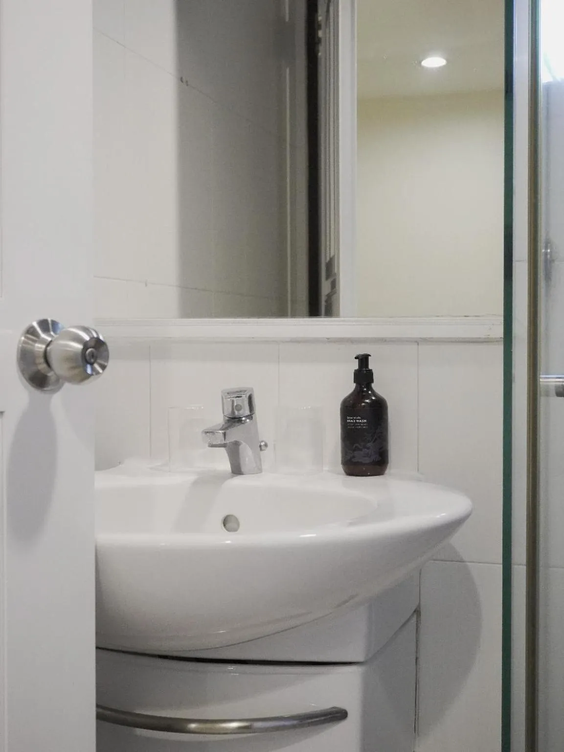 Bathroom in Teja Hotel