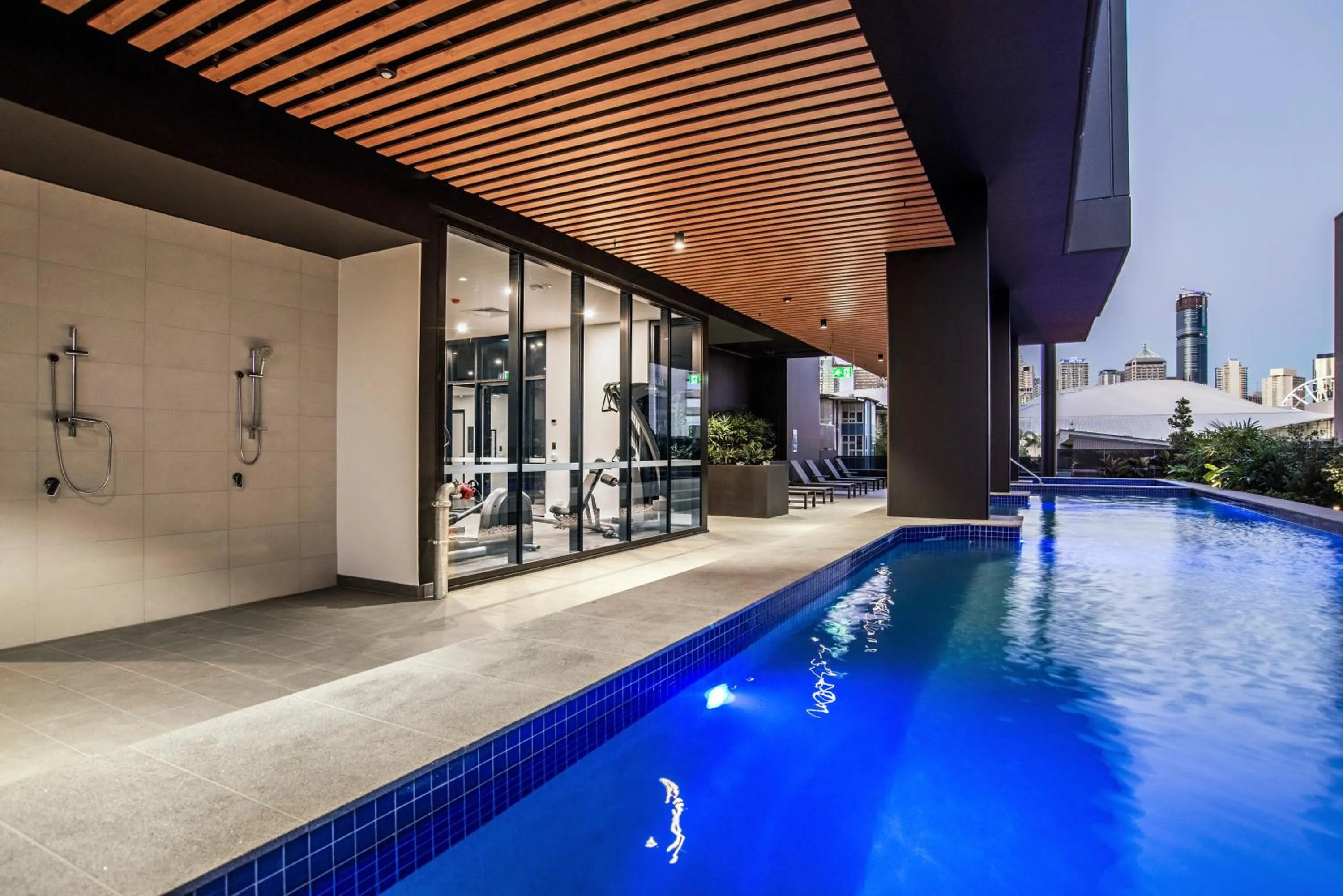 Swimming pool in Atlas Apartments by CLLIX
