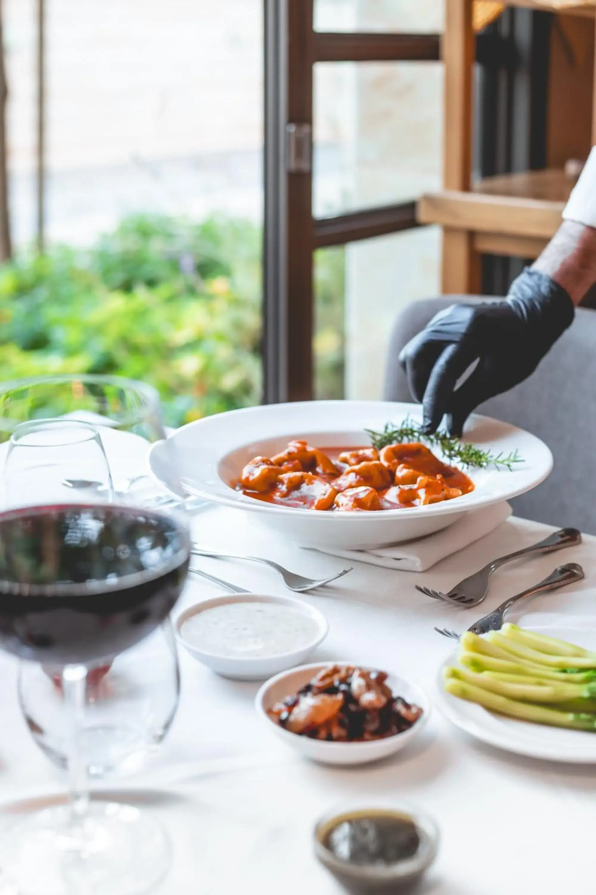 Food and drinks in Edmond Luxury Hotel & Spa Food and drinks in Edmond Luxury Hotel & Spa