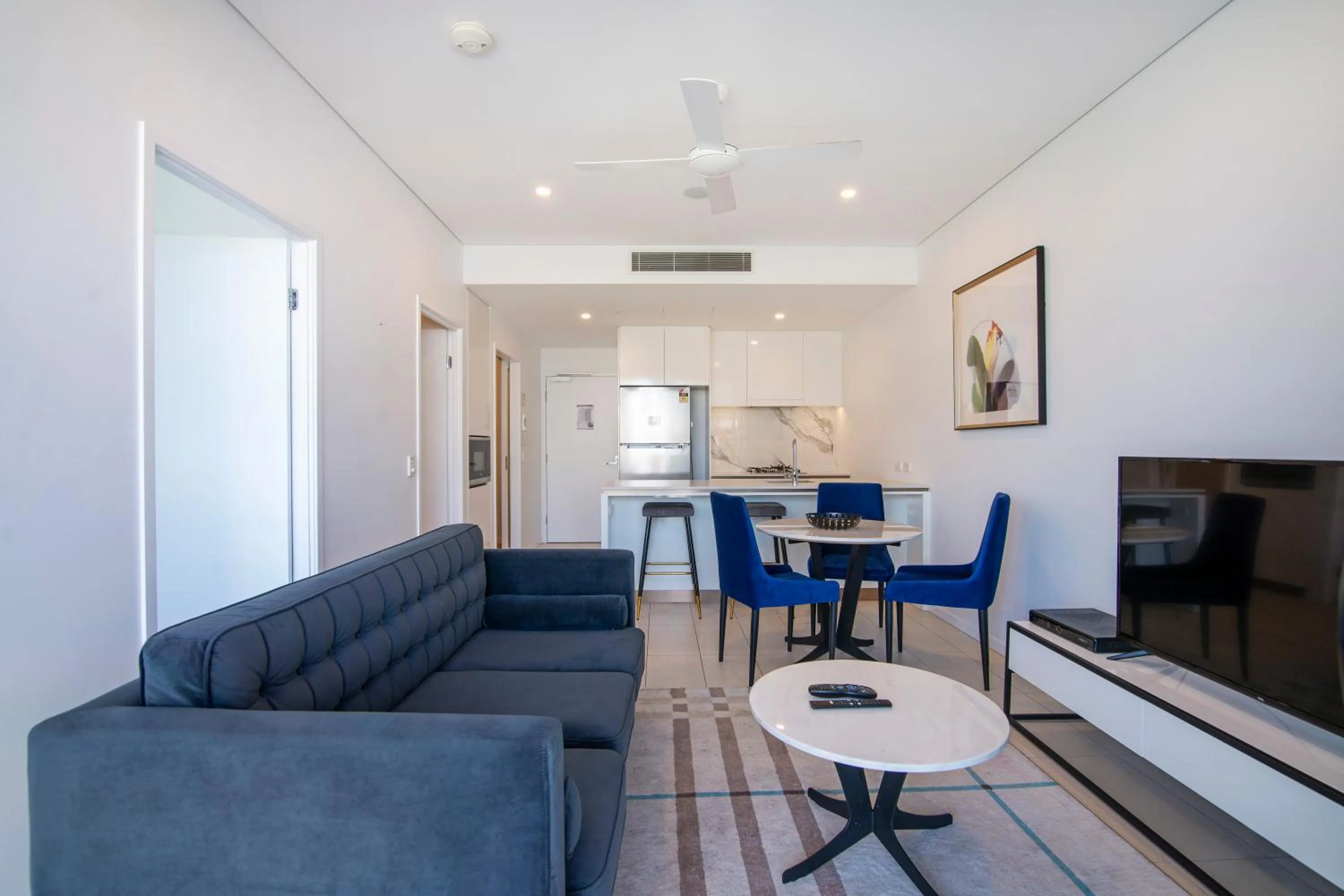 Living room in Hope Street Apartments by CLLIX
