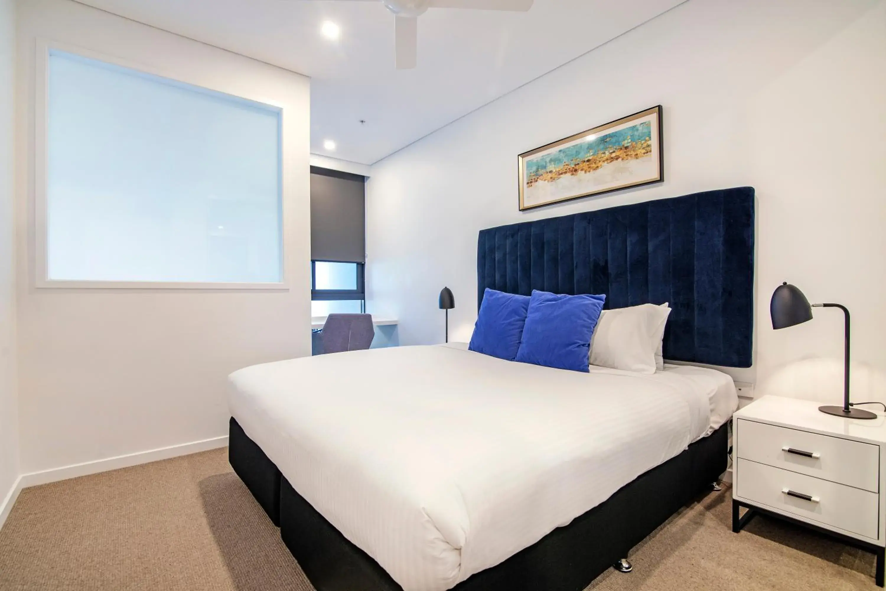 Bedroom, Bed in Hope Street Apartments by CLLIX Bedroom, Bed in Hope Street Apartments by CLLIX