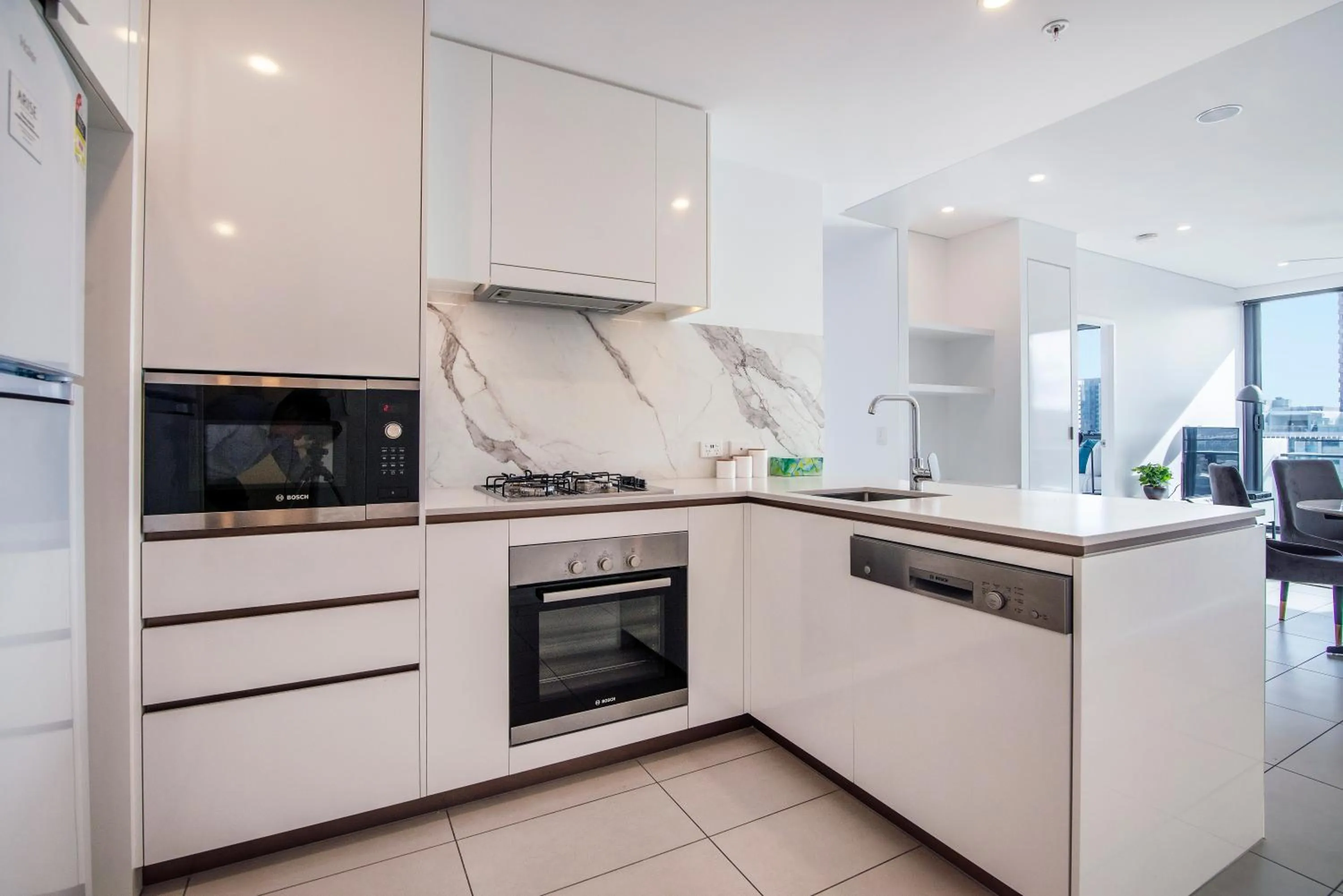 kitchen in Hope Street Apartments by CLLIX
