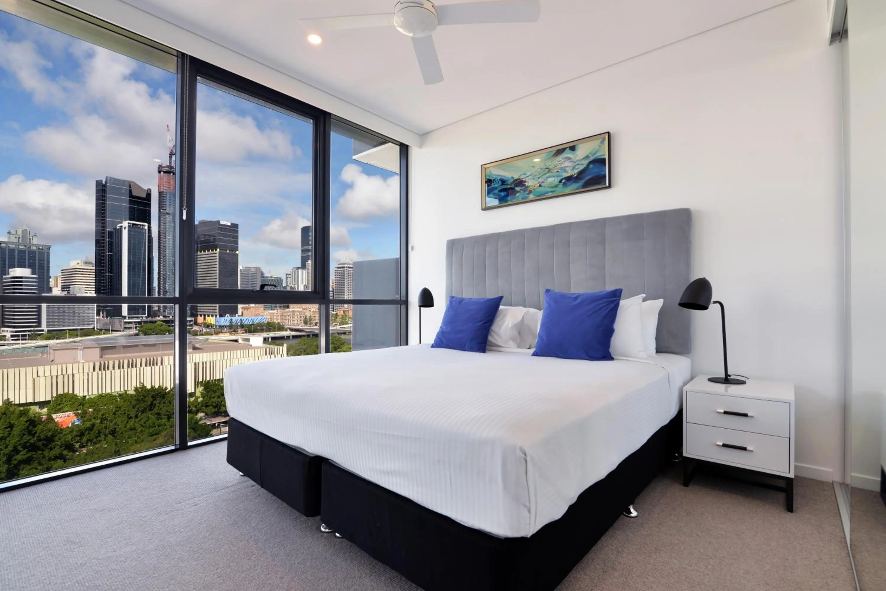 Bedroom, Bed in Hope Street Apartments by CLLIX