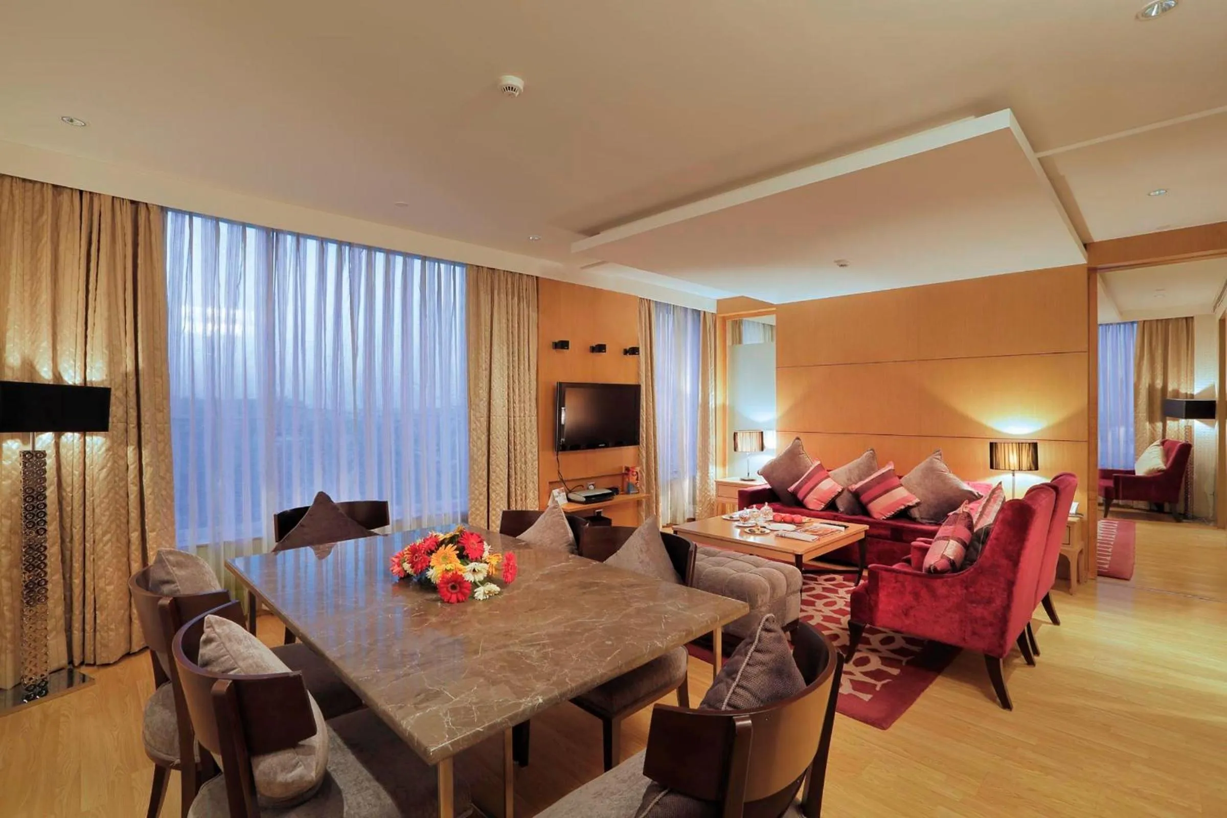 Living room in Yashail Hotel Haridwar