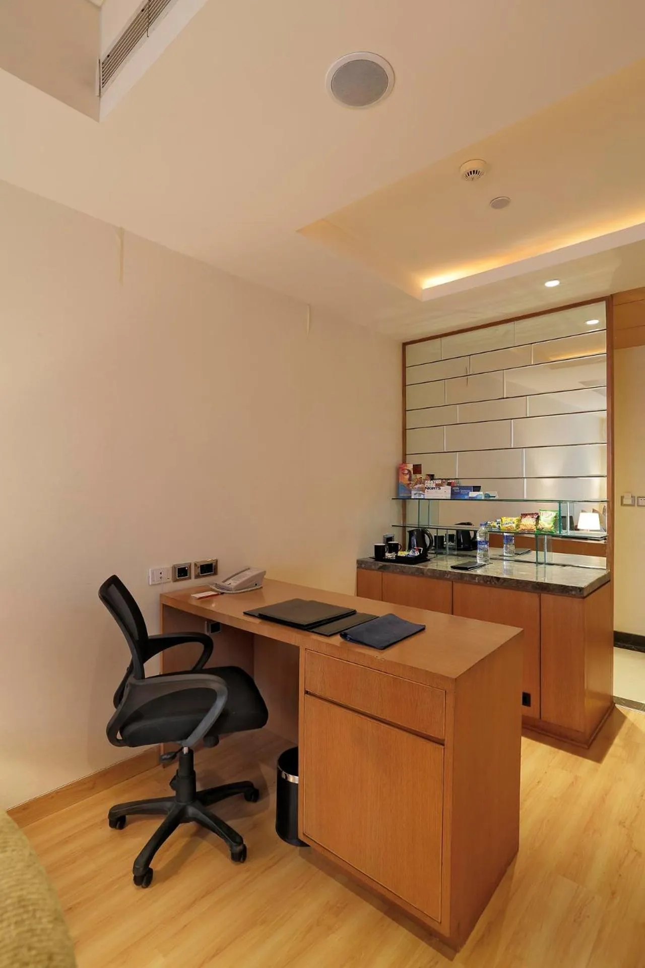 Business facilities in Yashail Hotel Haridwar