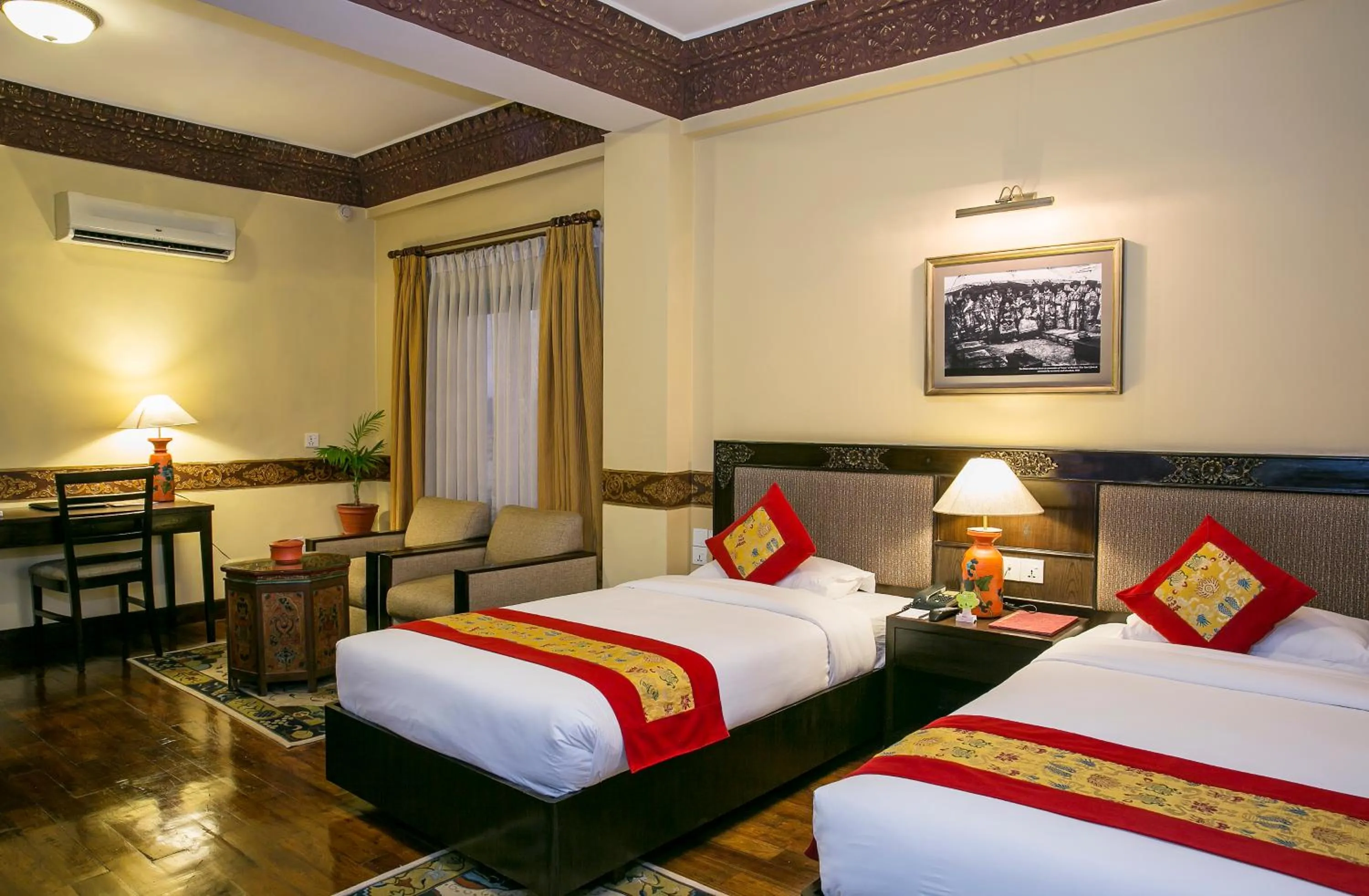 Photo of the whole room, Bed in Hotel Tibet International