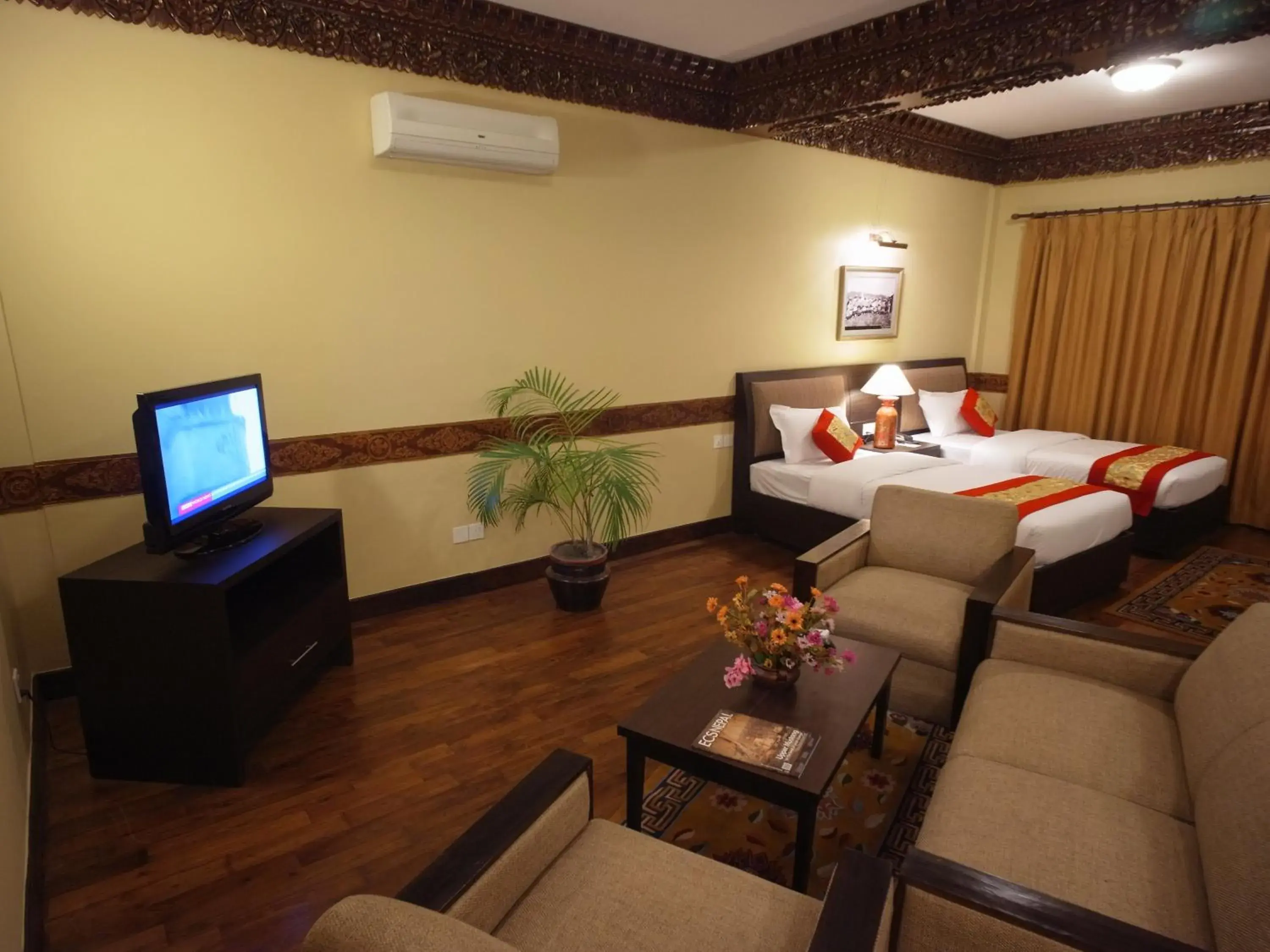 Photo of the whole room, Bed in Hotel Tibet International Photo of the whole room, Bed in Hotel Tibet International