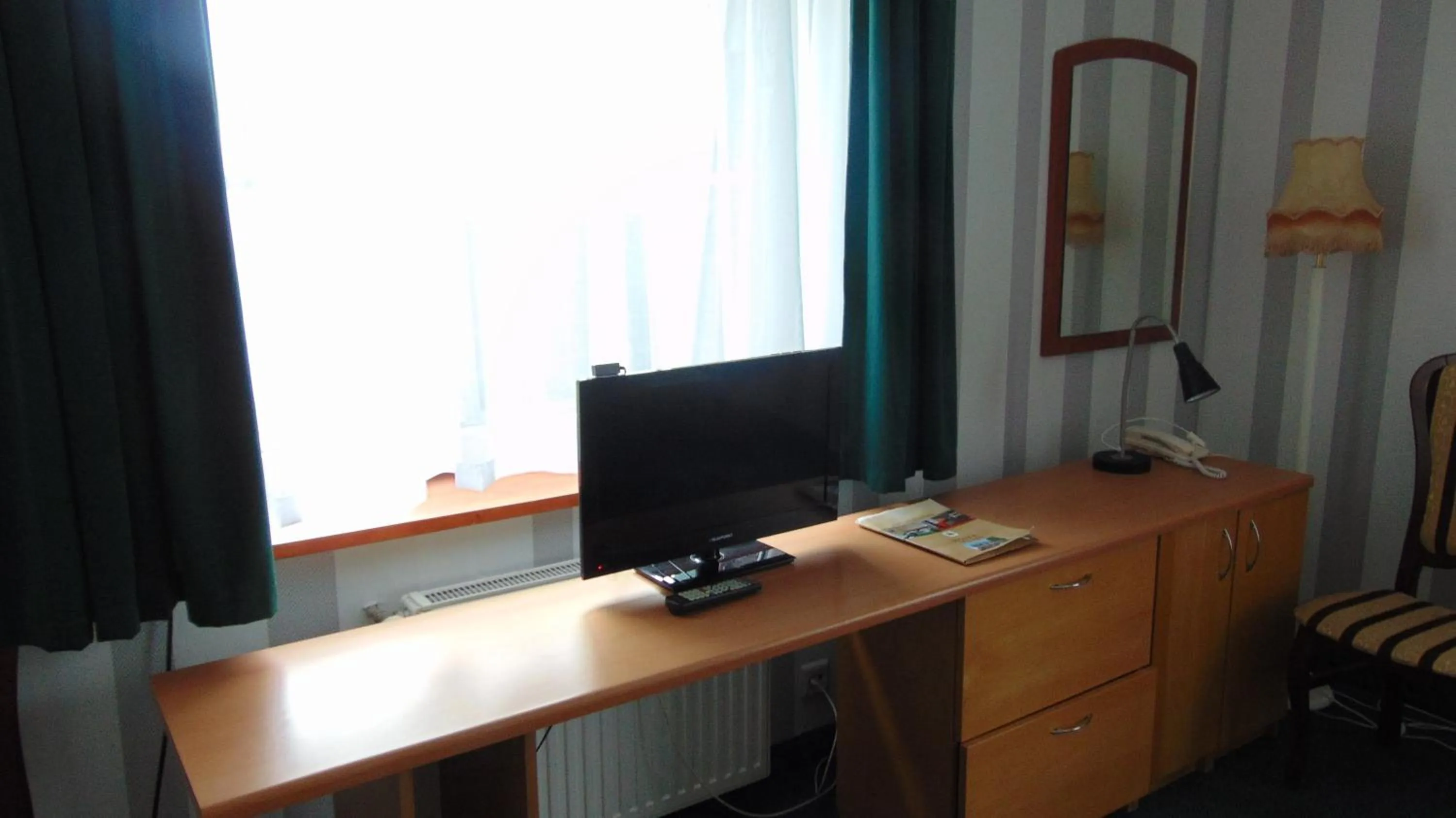 TV and multimedia in Hotel Zbyszko