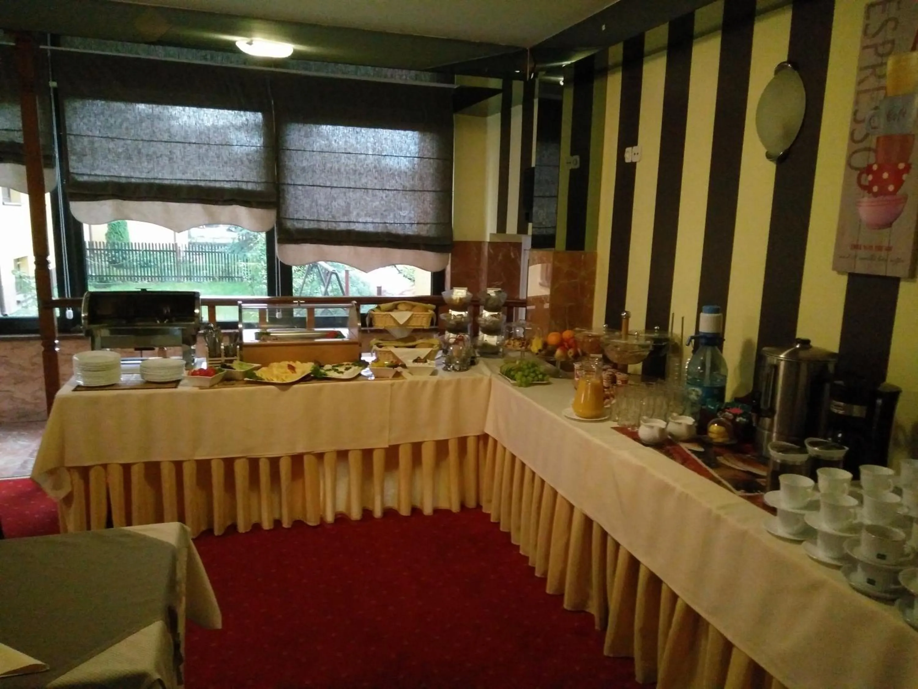 Breakfast in Hotel Rypsówka