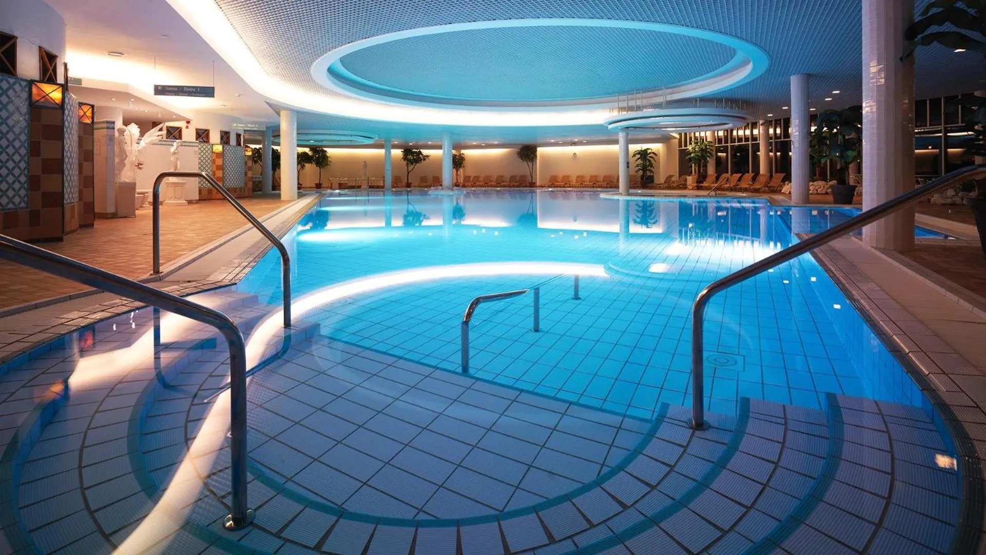 Swimming pool in Naantali Spa Hotel