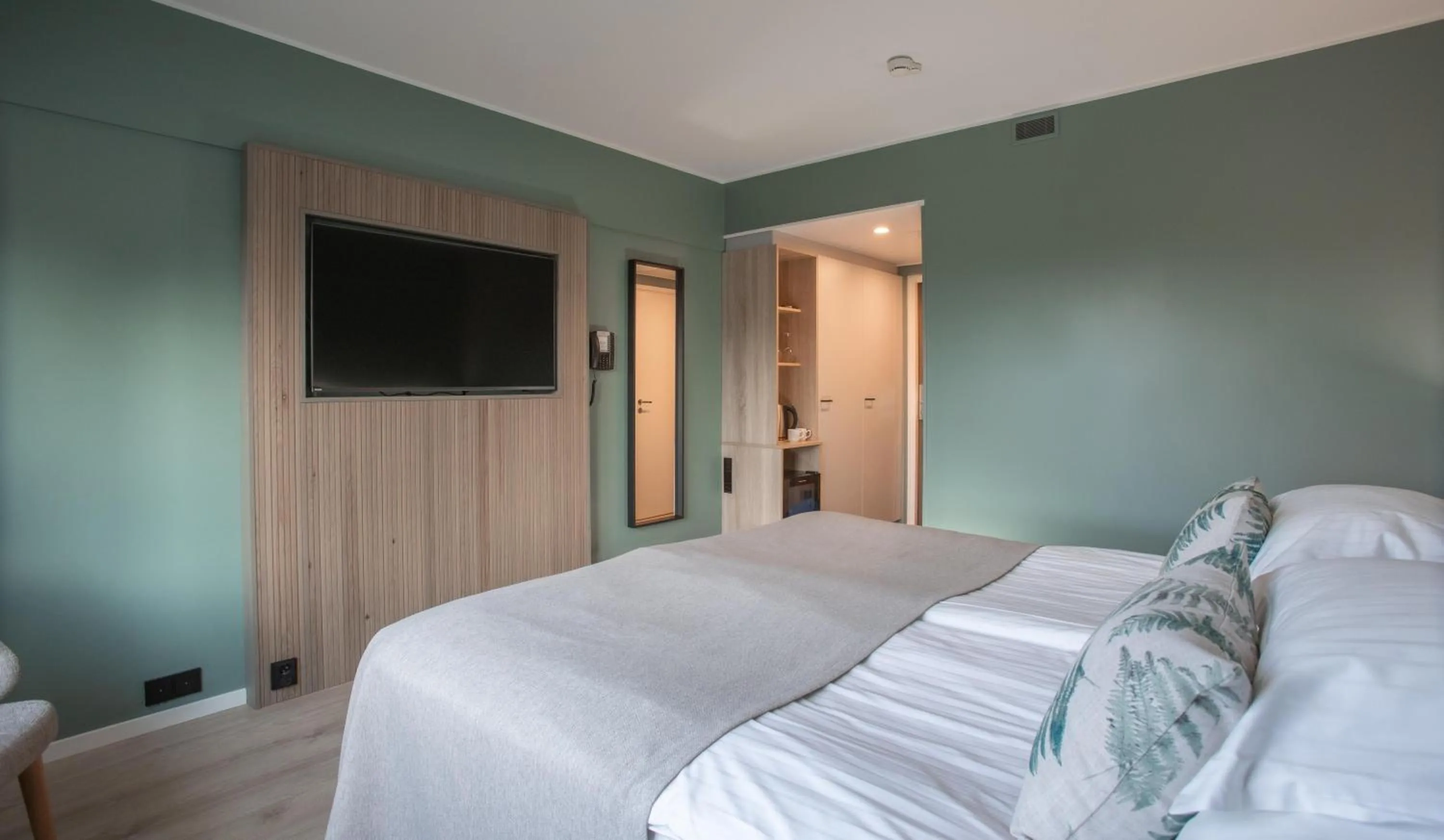 Photo of the whole room, Bed in Ruissalo Spa Hotel