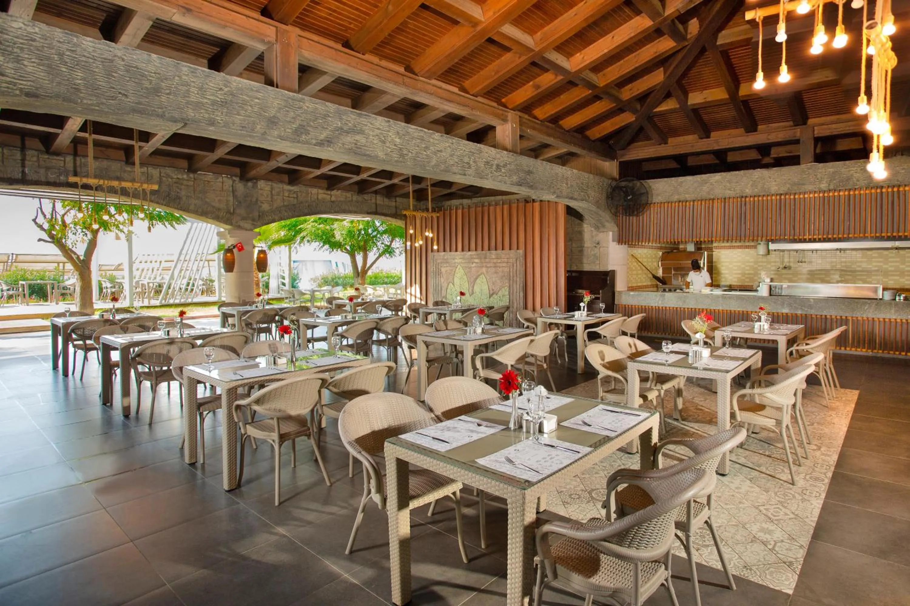 Restaurant/places to eat in Sherwood Exclusive Lara