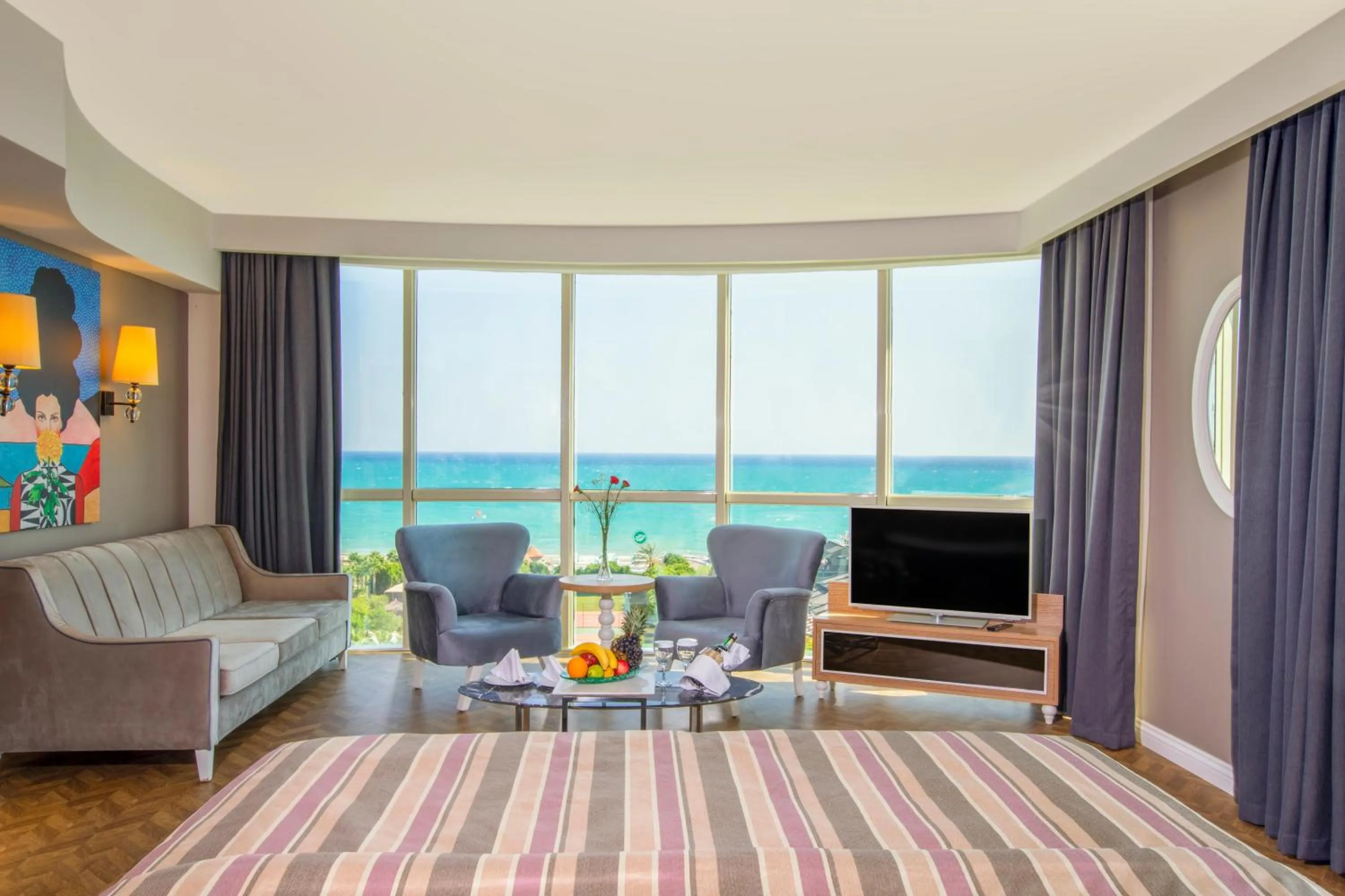 Photo of the whole room in Sherwood Exclusive Lara