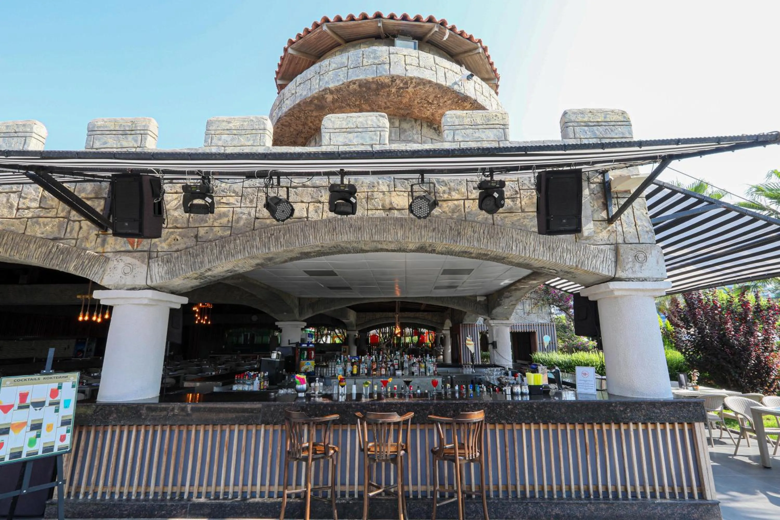 Balcony/Terrace in Sherwood Exclusive Lara