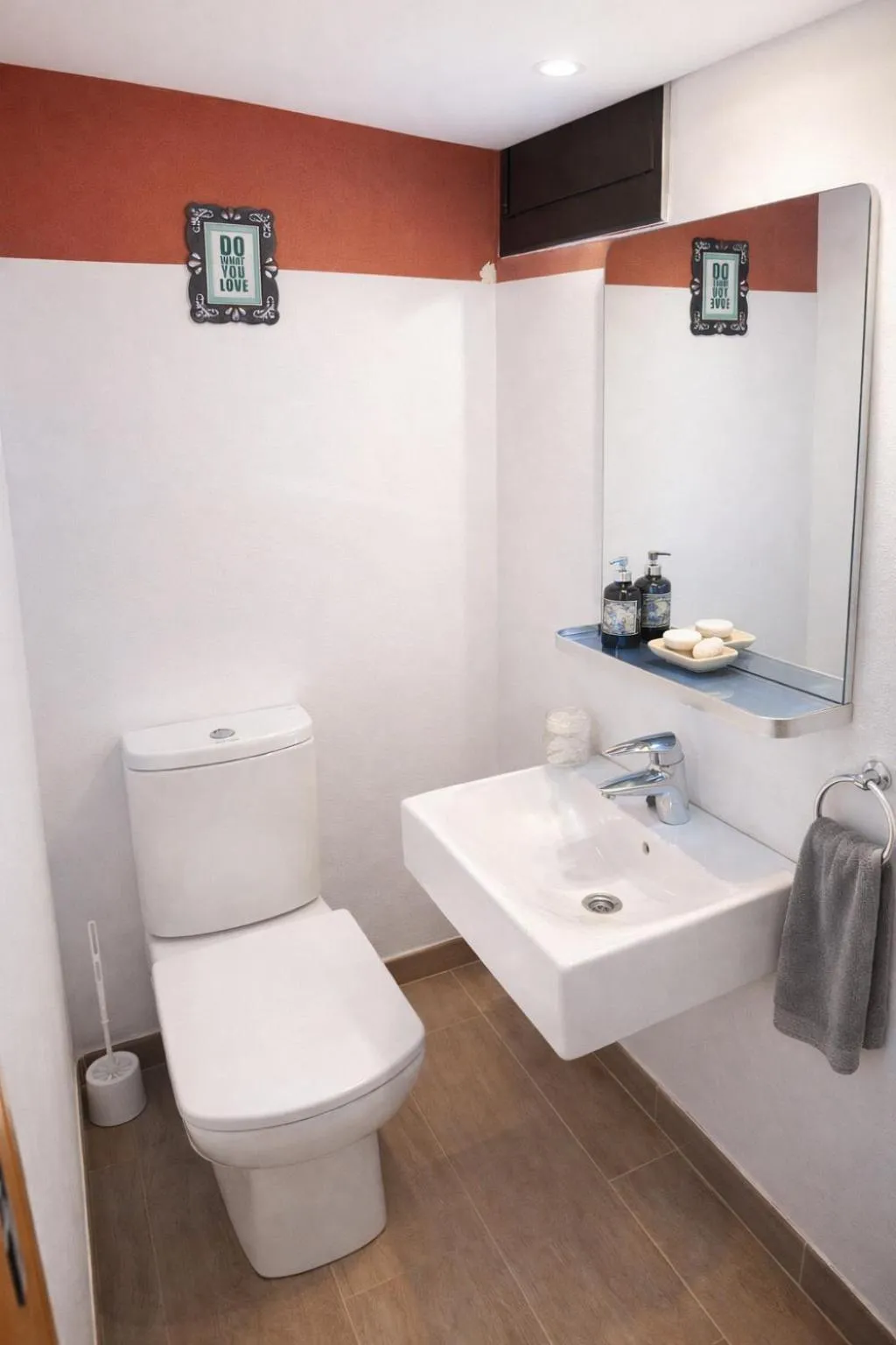 Villa Sitges La Calma 10 minutes drive Sitges 2 minutes walk Garraf Park AC