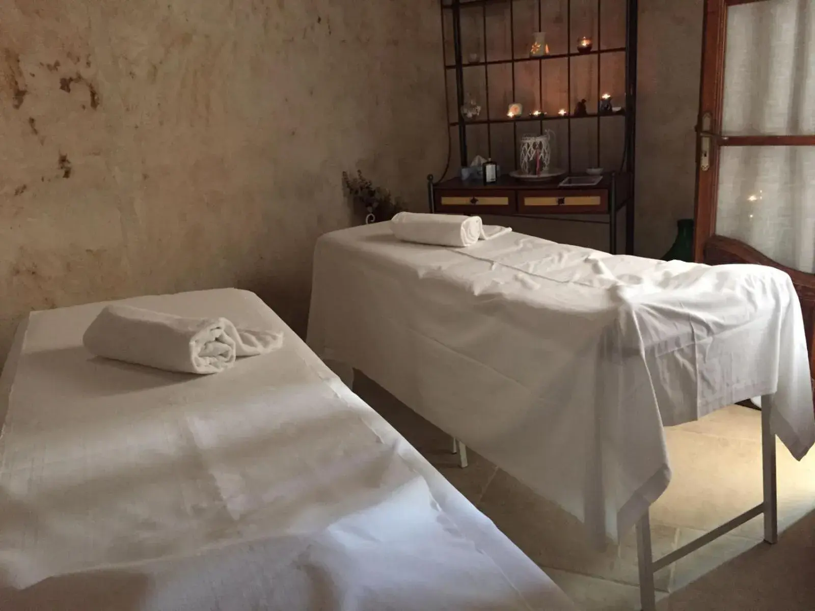 Massage, Bed in Masseria San Martino Massage, Bed in Masseria San Martino