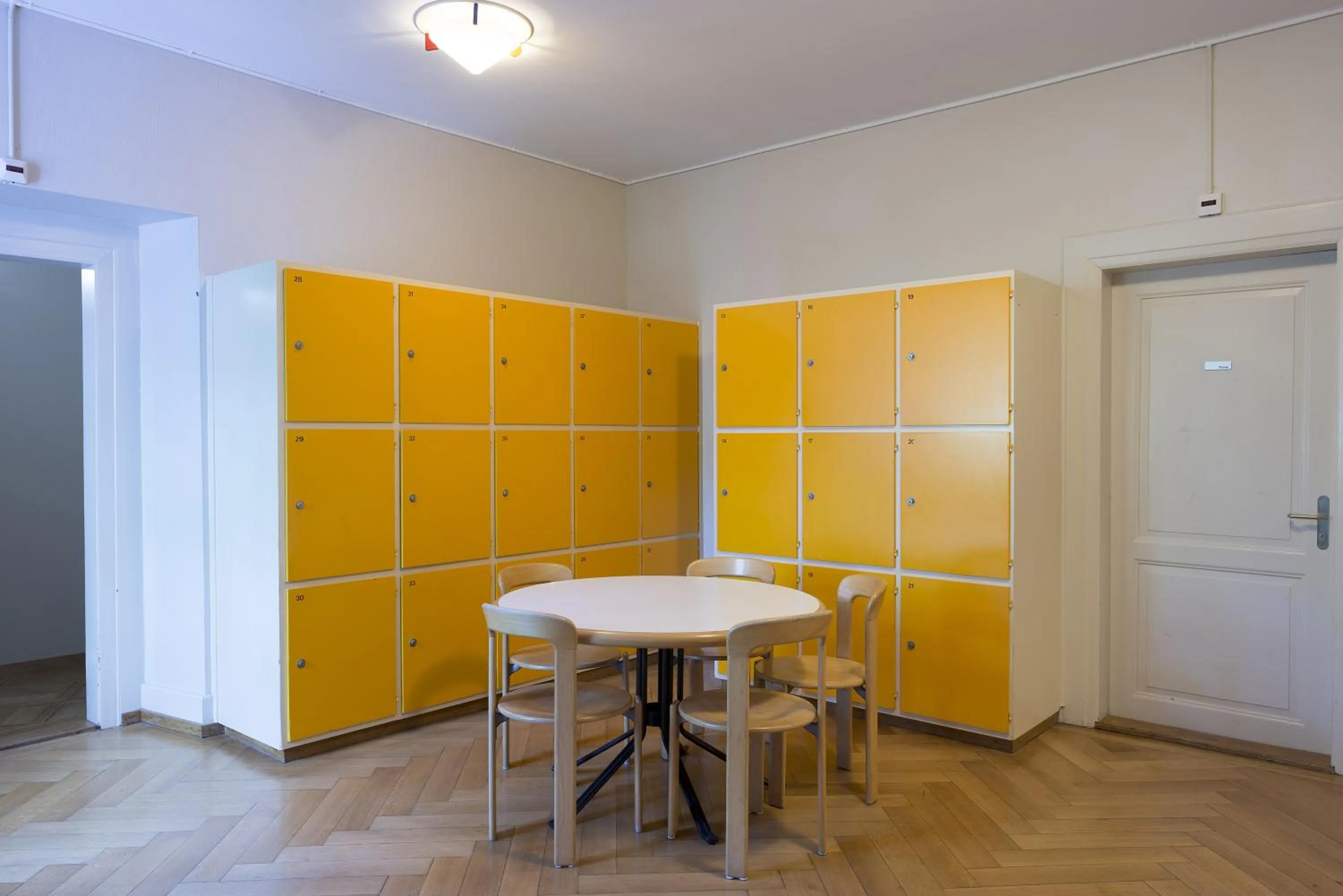 Communal lounge/ TV room in Schaffhausen Youth Hostel