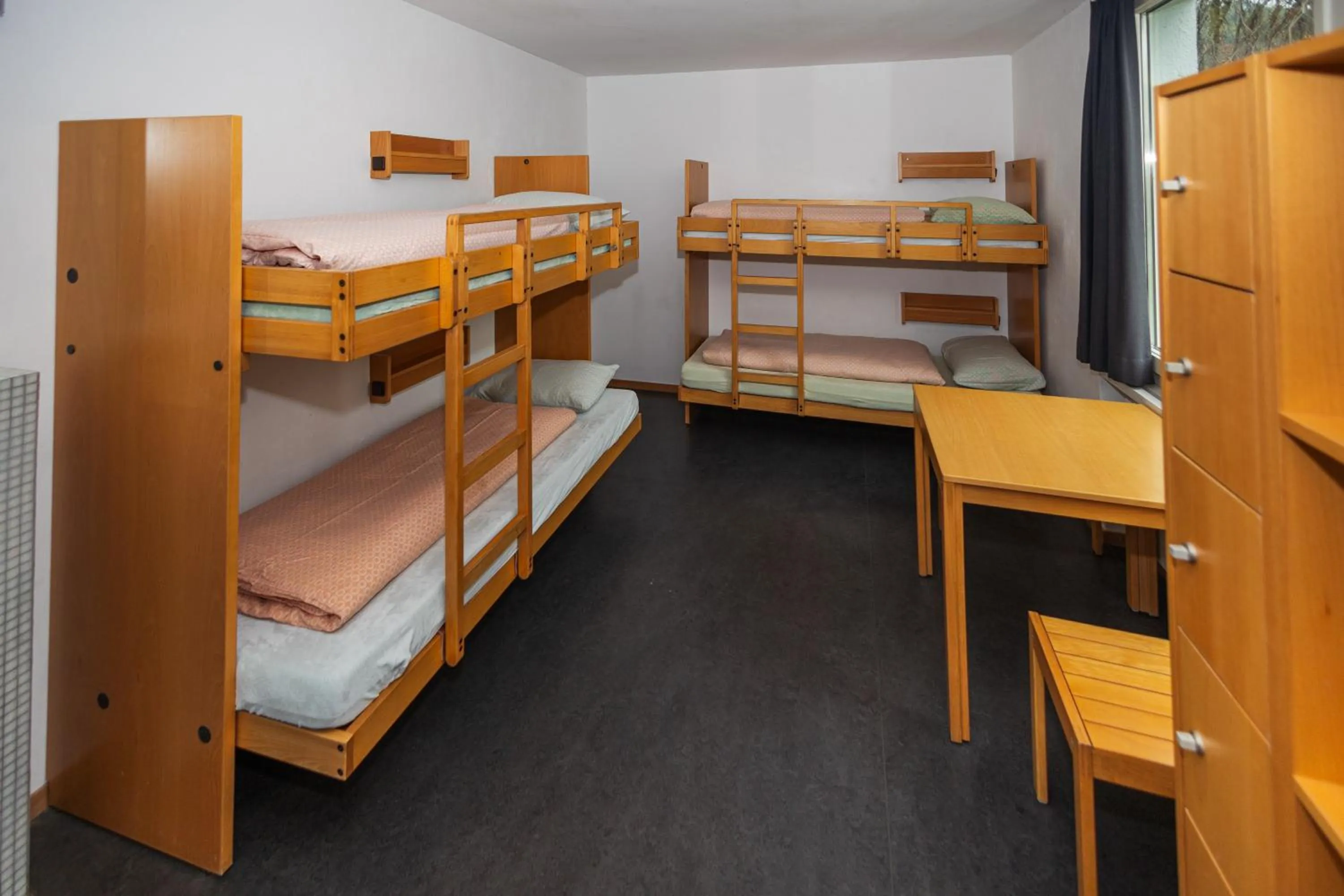 Bedroom, Bed in Stein am Rhein Youth Hostel