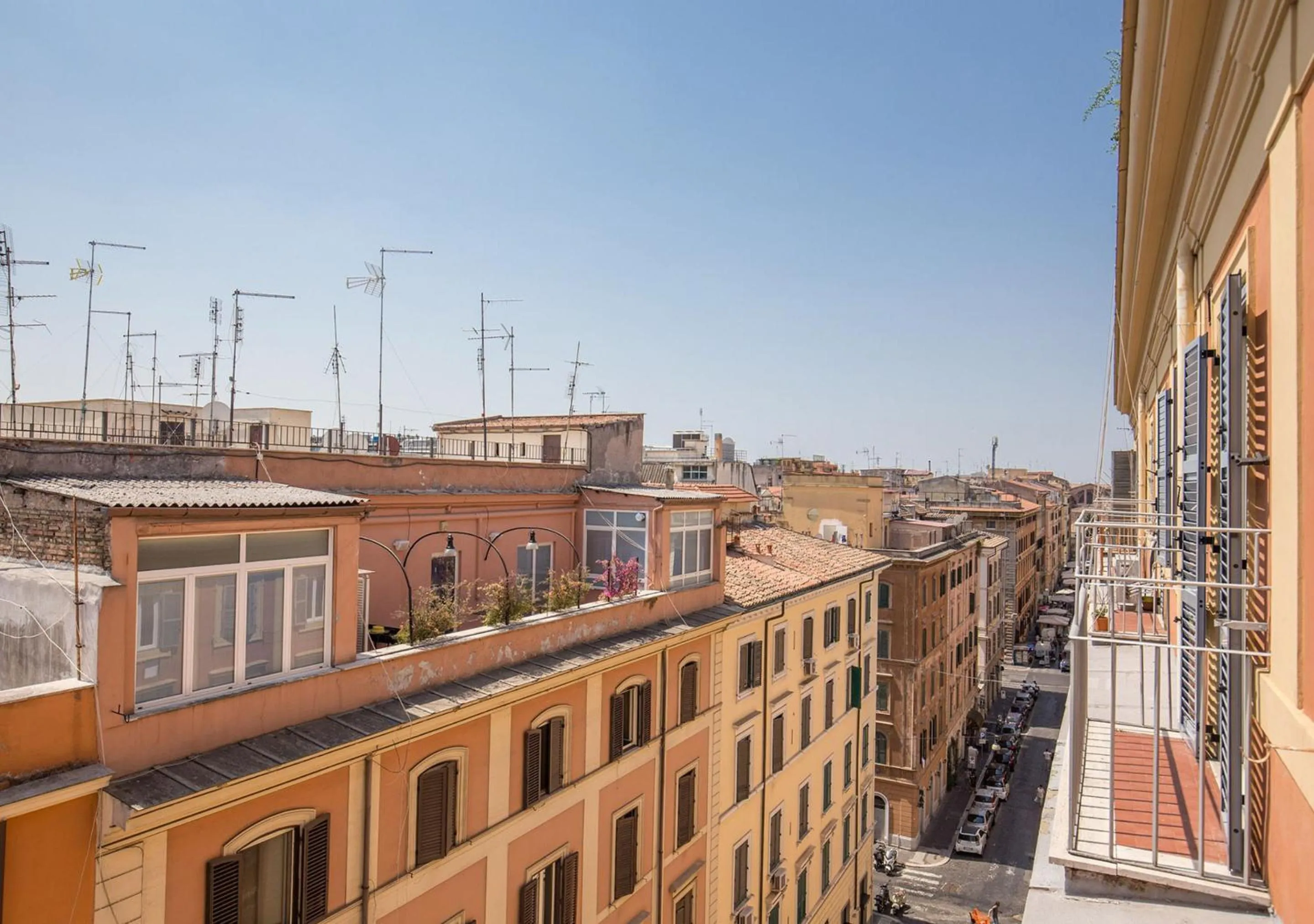 City view in Bon Ton Design Rooms by DOT Suites