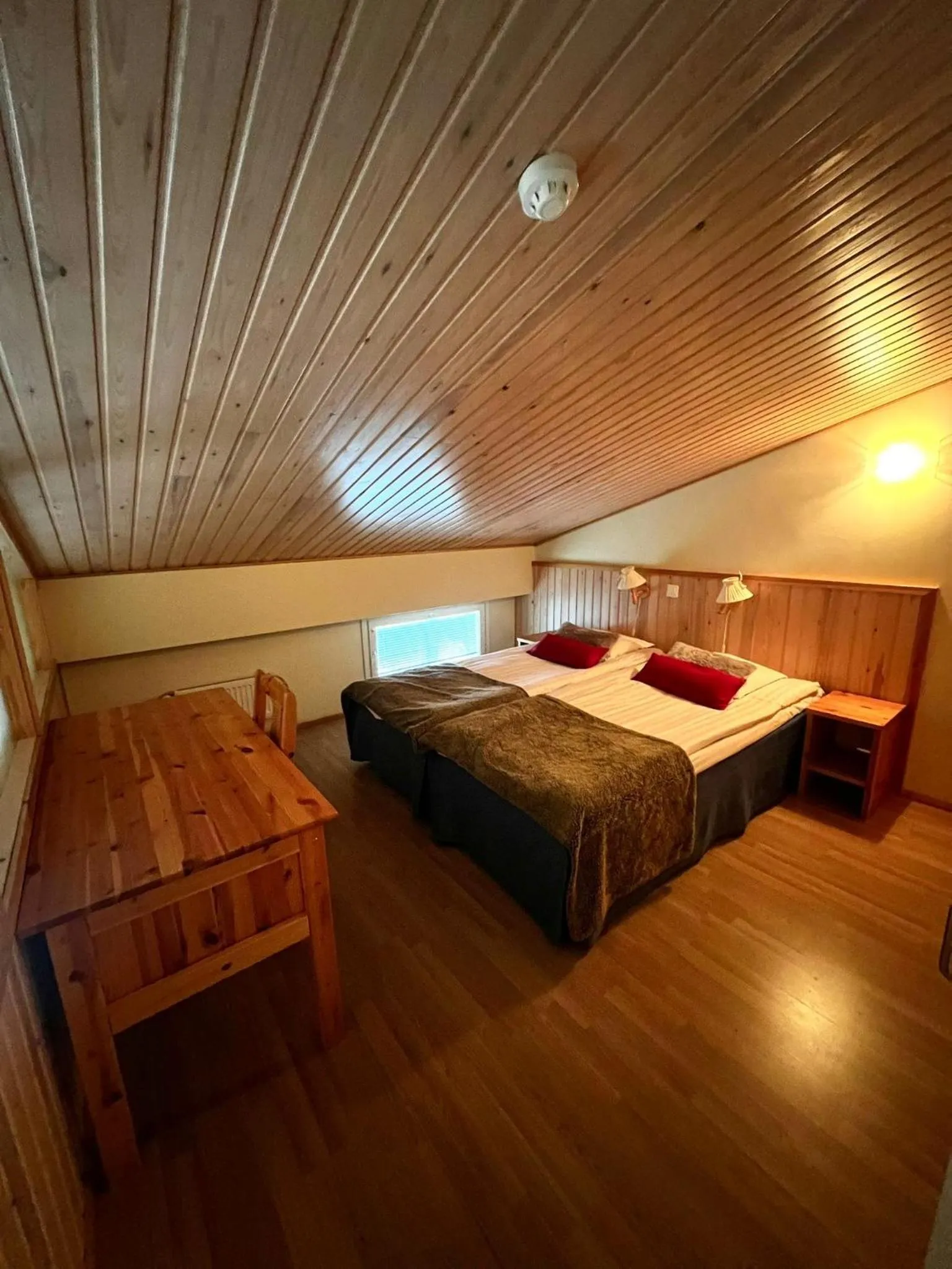 Bedroom, Bed in Santa's Hotel Tunturi