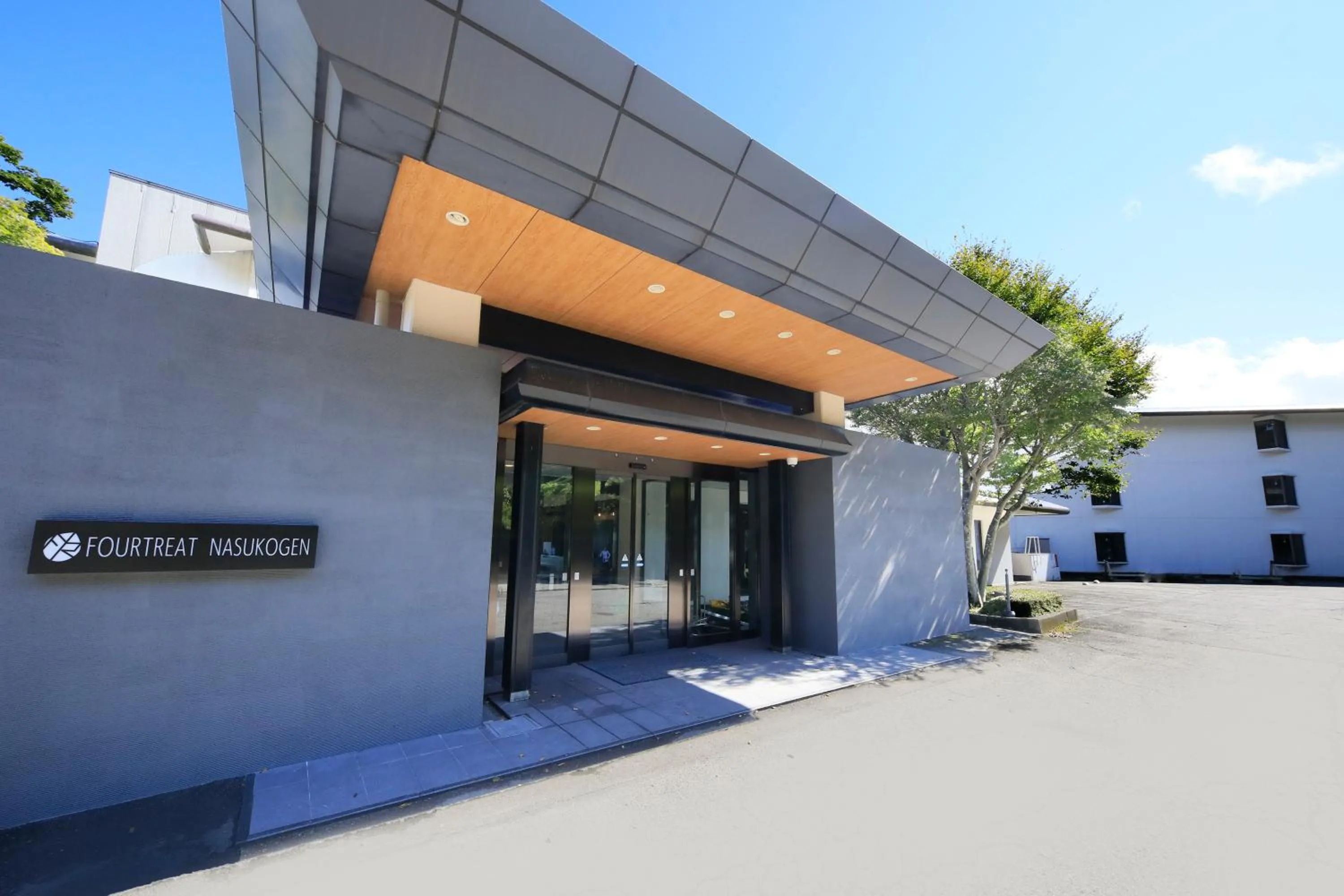 Property building in FOURTREAT plus NASUKOGEN