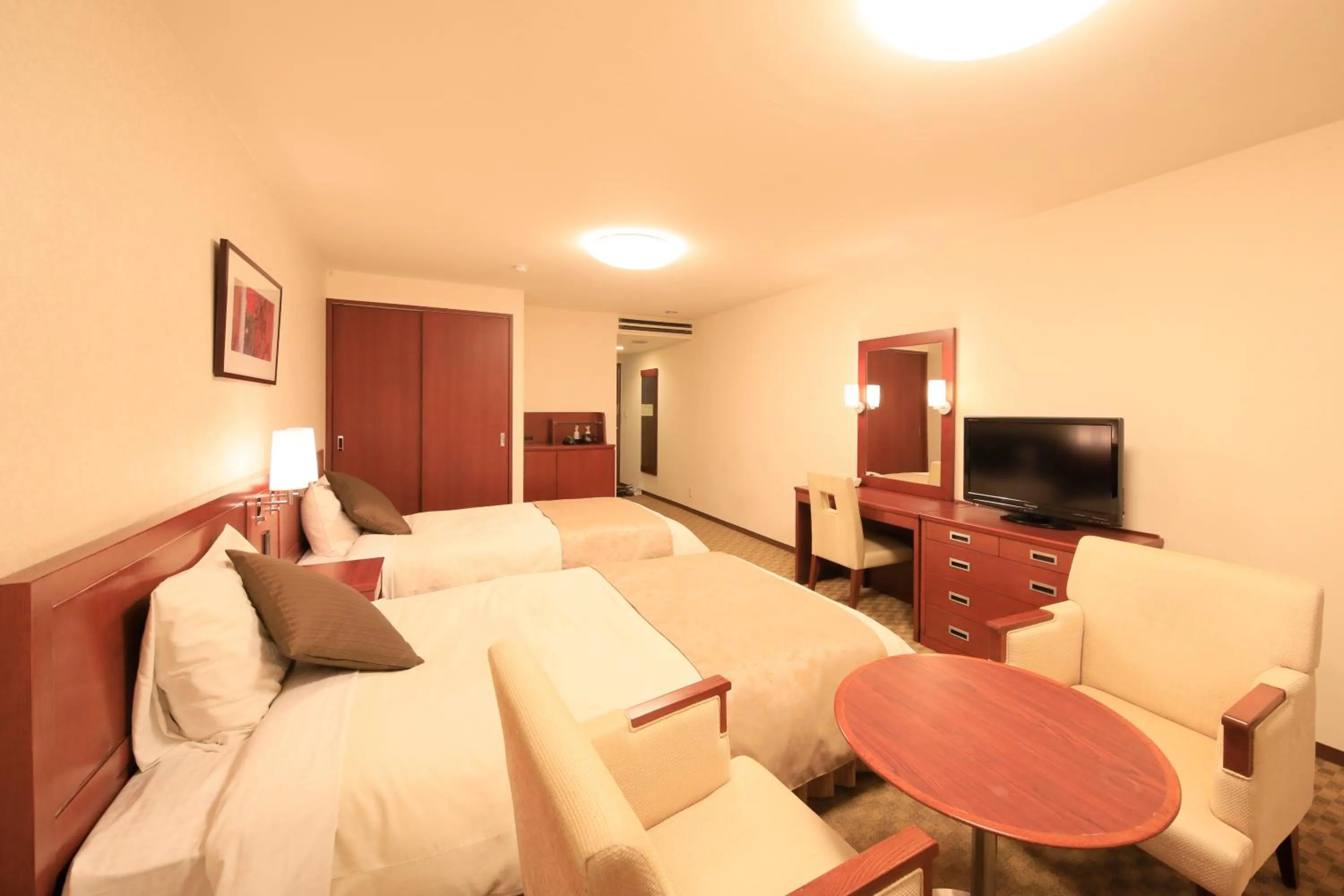 Photo of the whole room, Bed in FOURTREAT plus NASUKOGEN