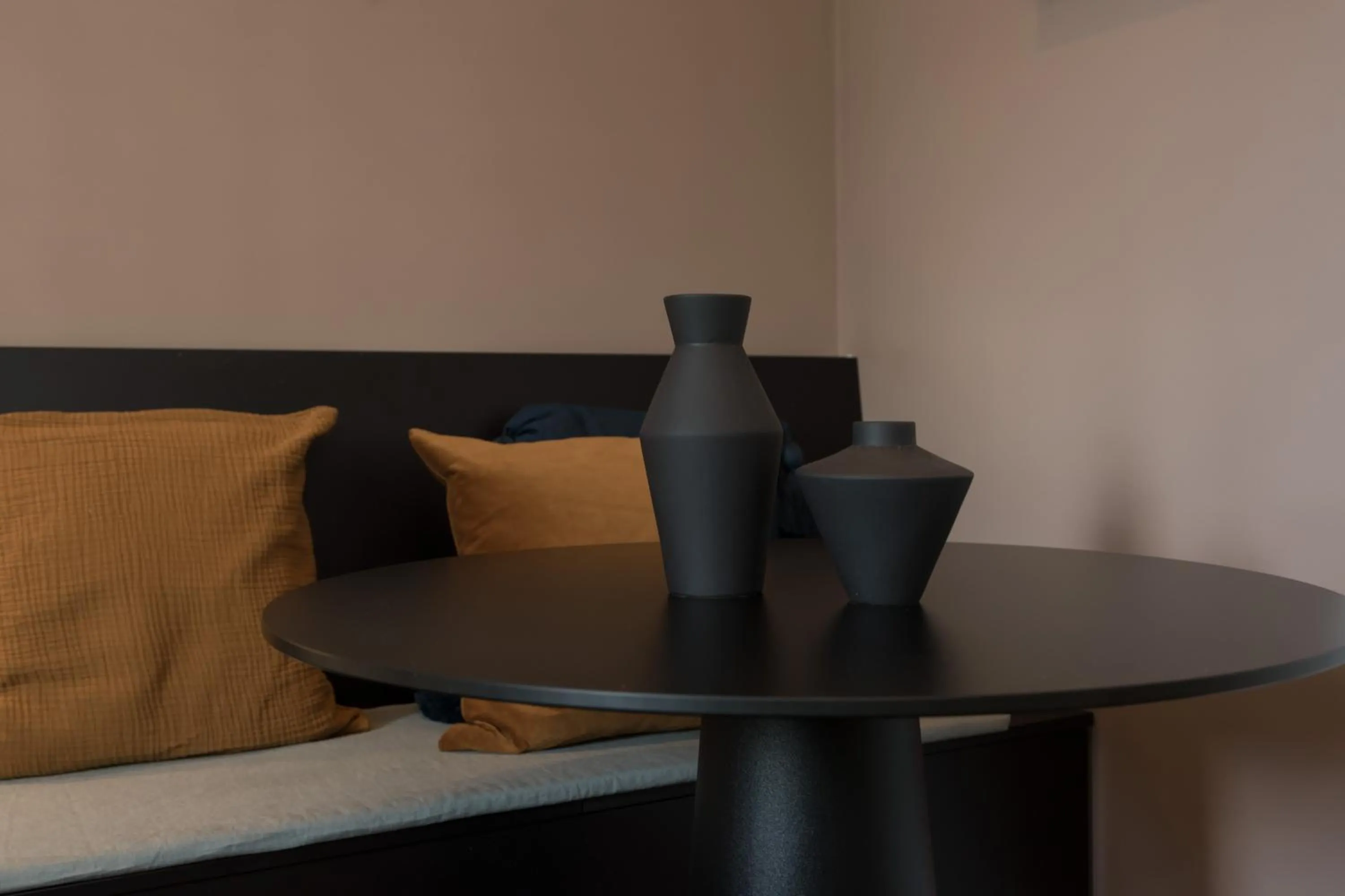 City centre studio canal belt