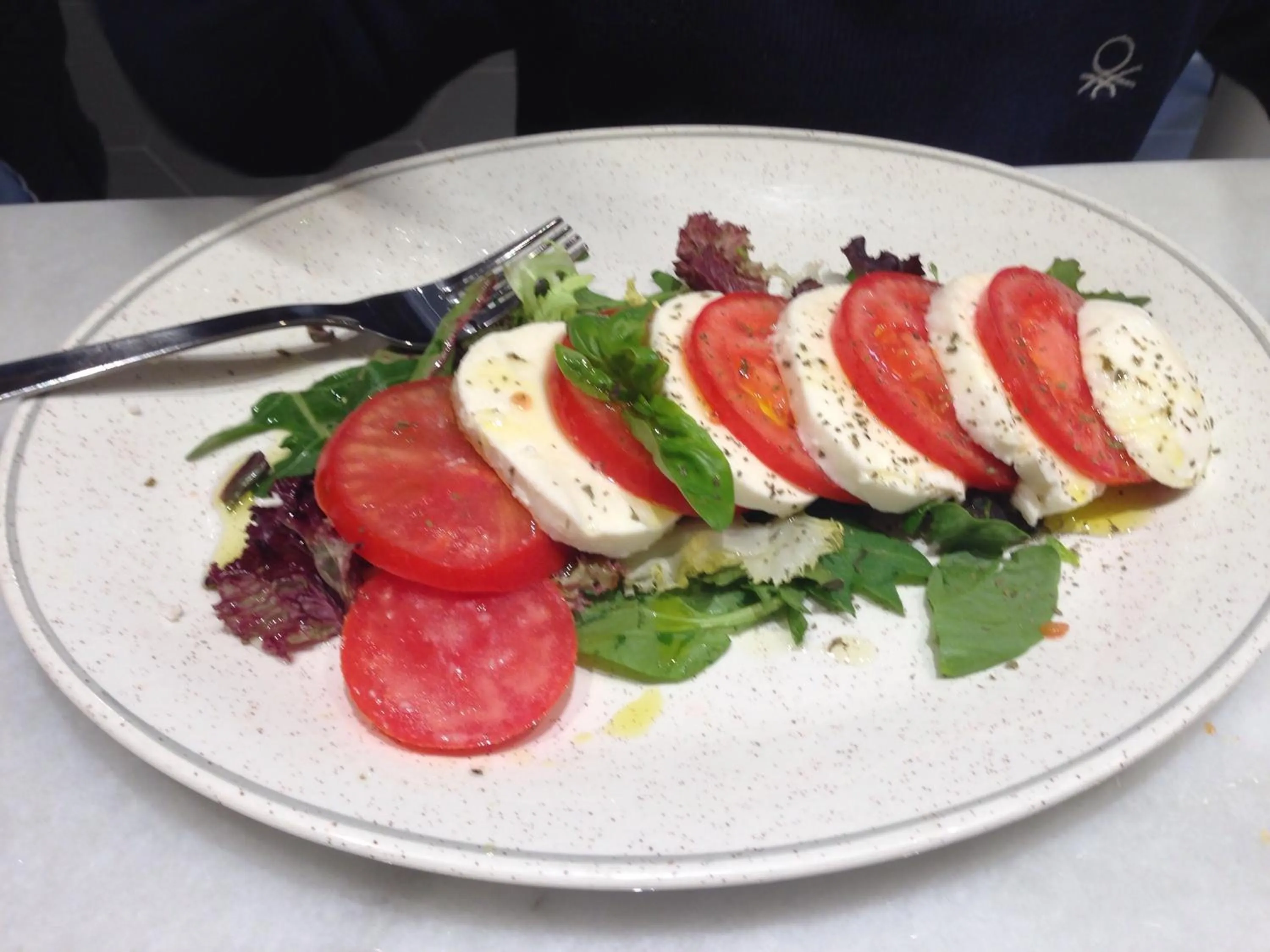 Food in Alguera Apartments Napols