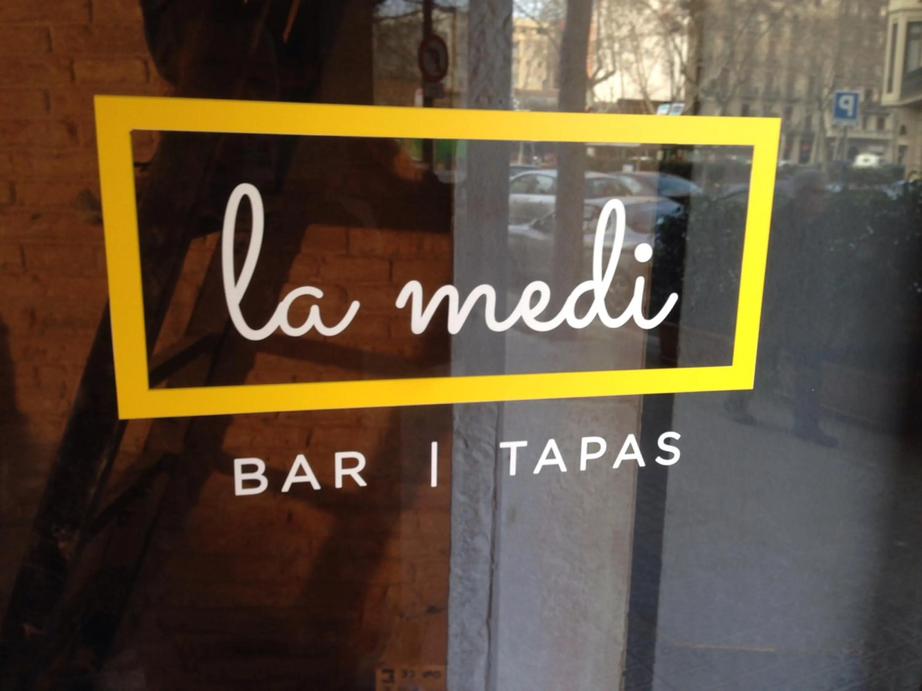 Property logo or sign in Alguera Apartments Napols