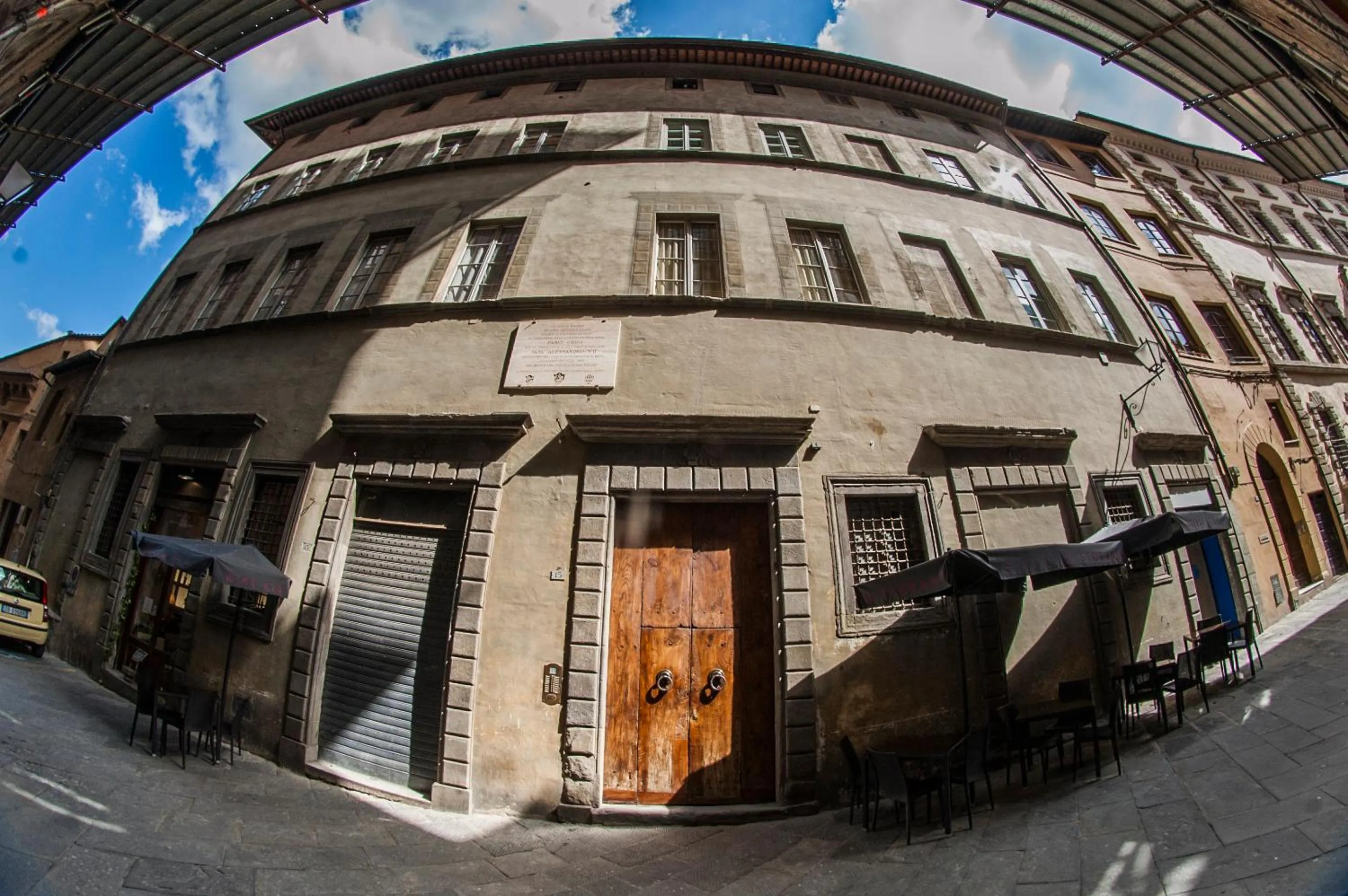 Property building in Palazzo del Papa