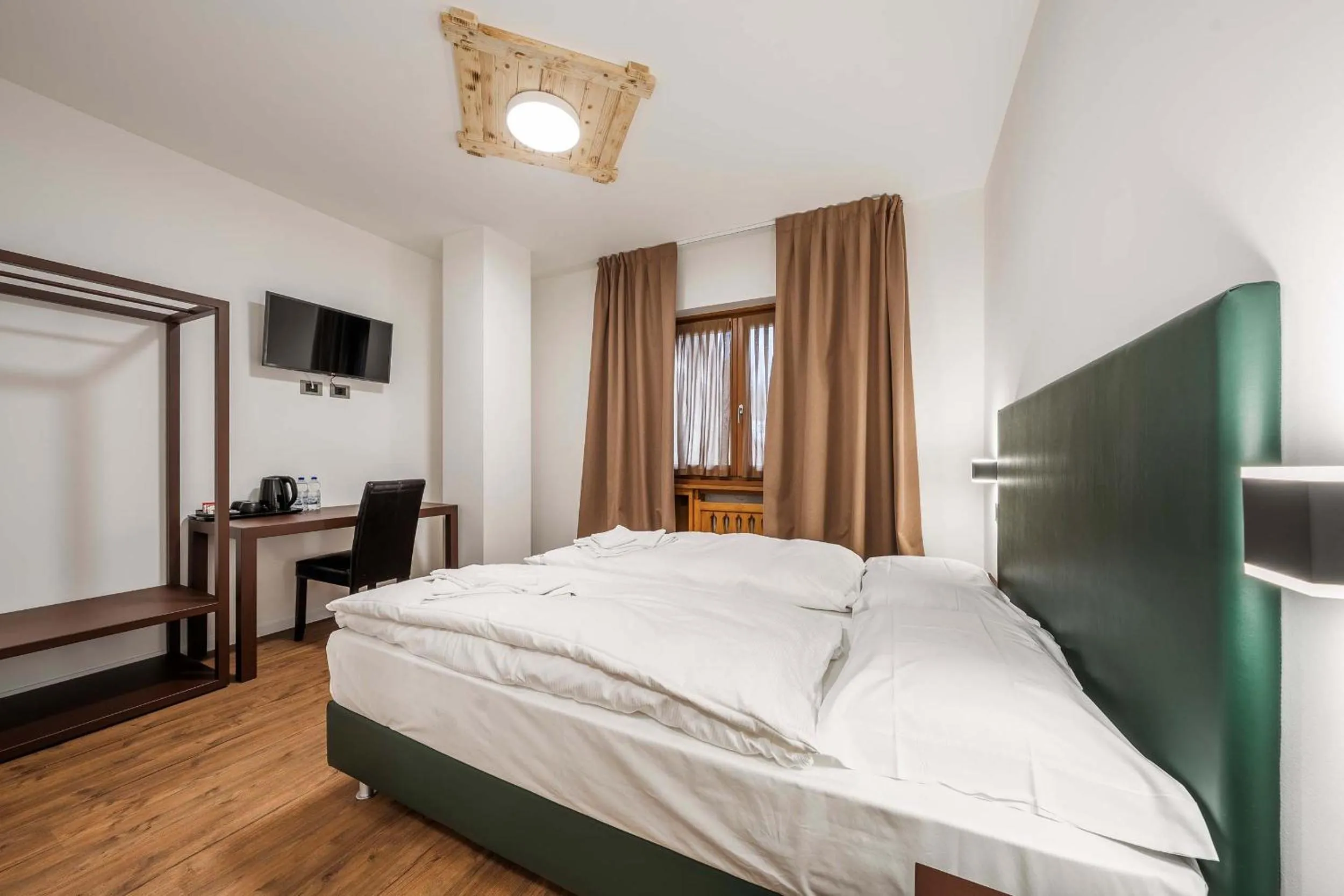 Bedroom, Bed in Nord Hotel