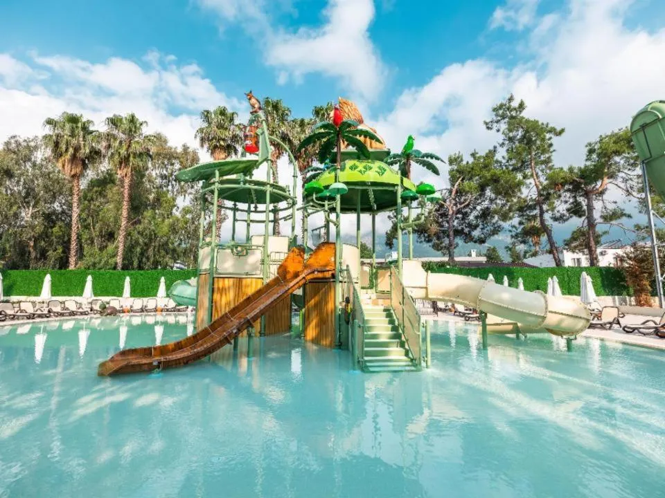 Swimming pool in Greenwood Kemer Resort