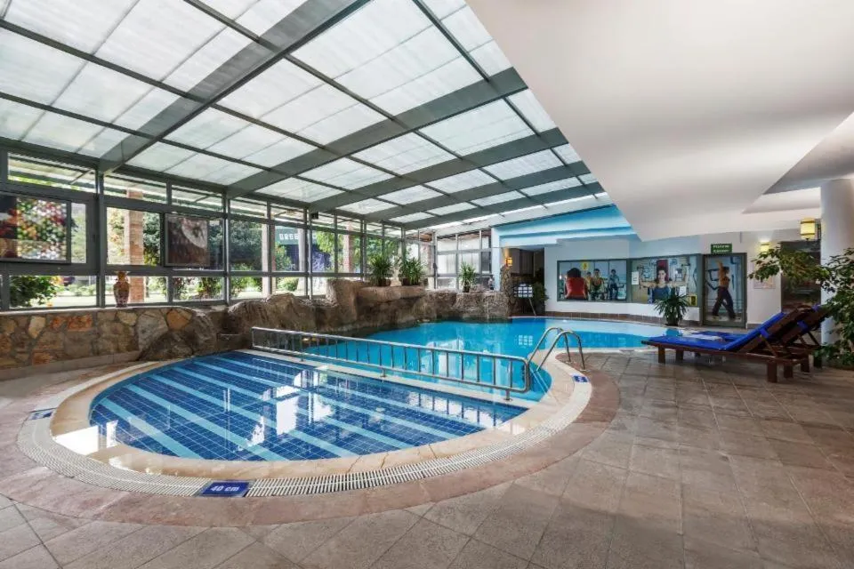 Swimming pool in Greenwood Kemer Resort