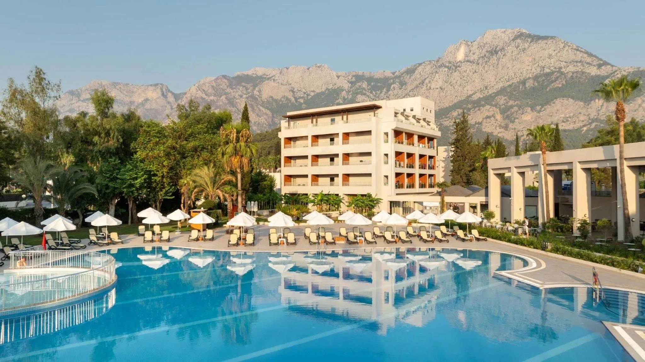 Swimming pool in Greenwood Kemer Resort