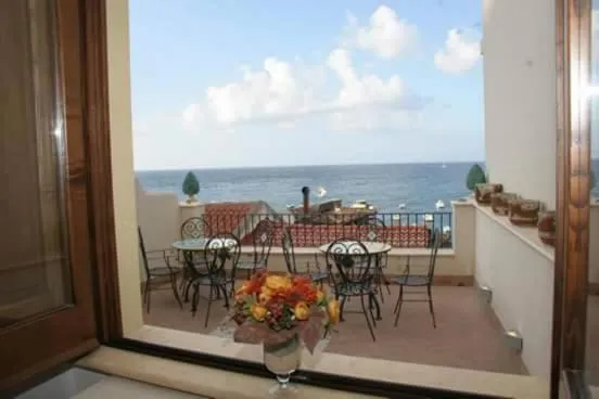 Romeo e Giulietta Scilla