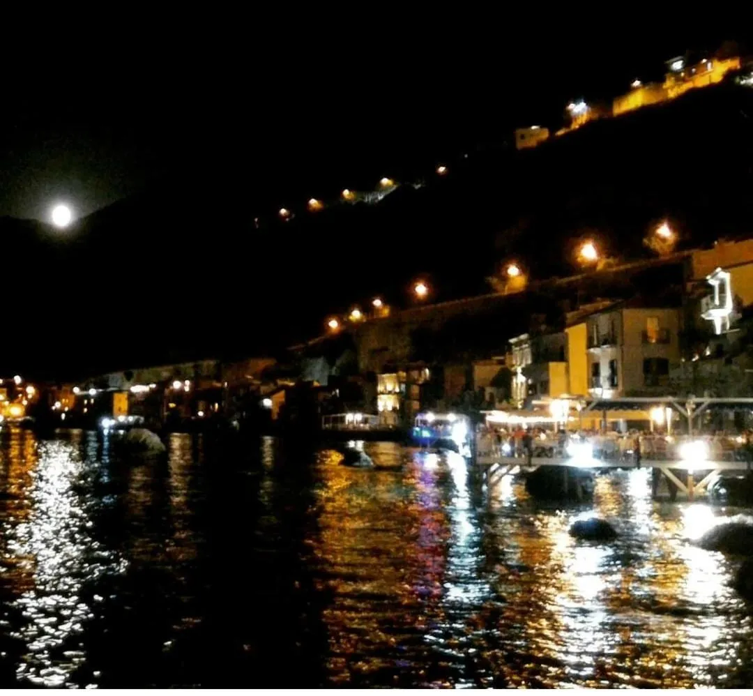 Property building in Romeo e Giulietta Scilla