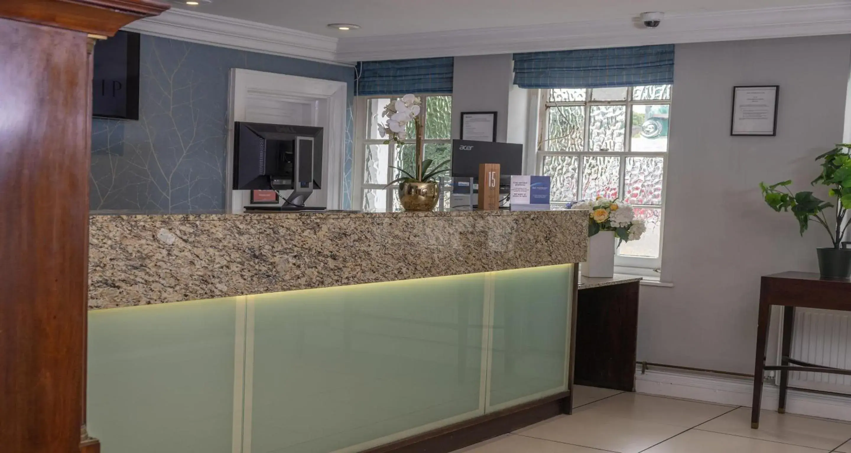 Property building in Best Western Ship Hotel Property building in Best Western Ship Hotel