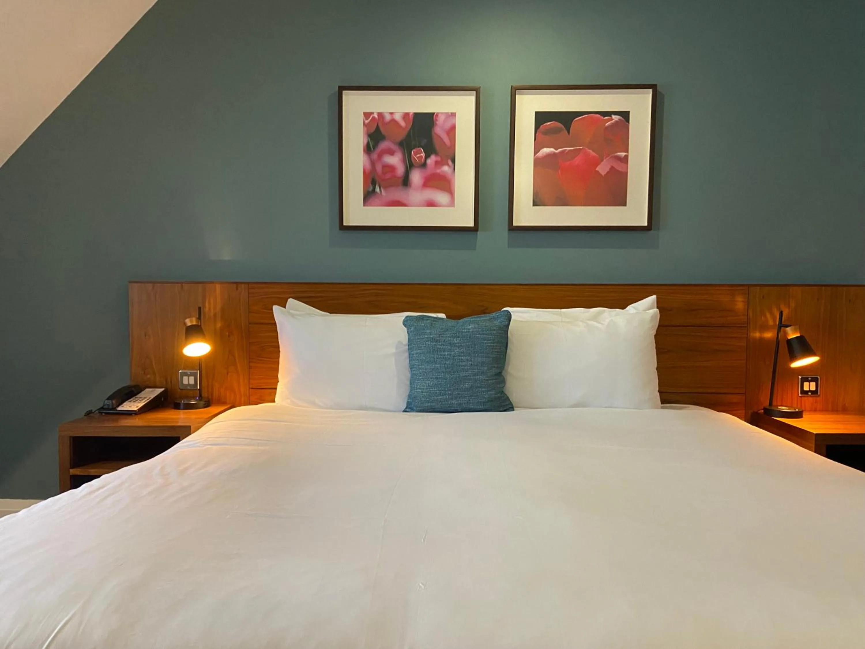 Bedroom, Bed in Best Western Ship Hotel