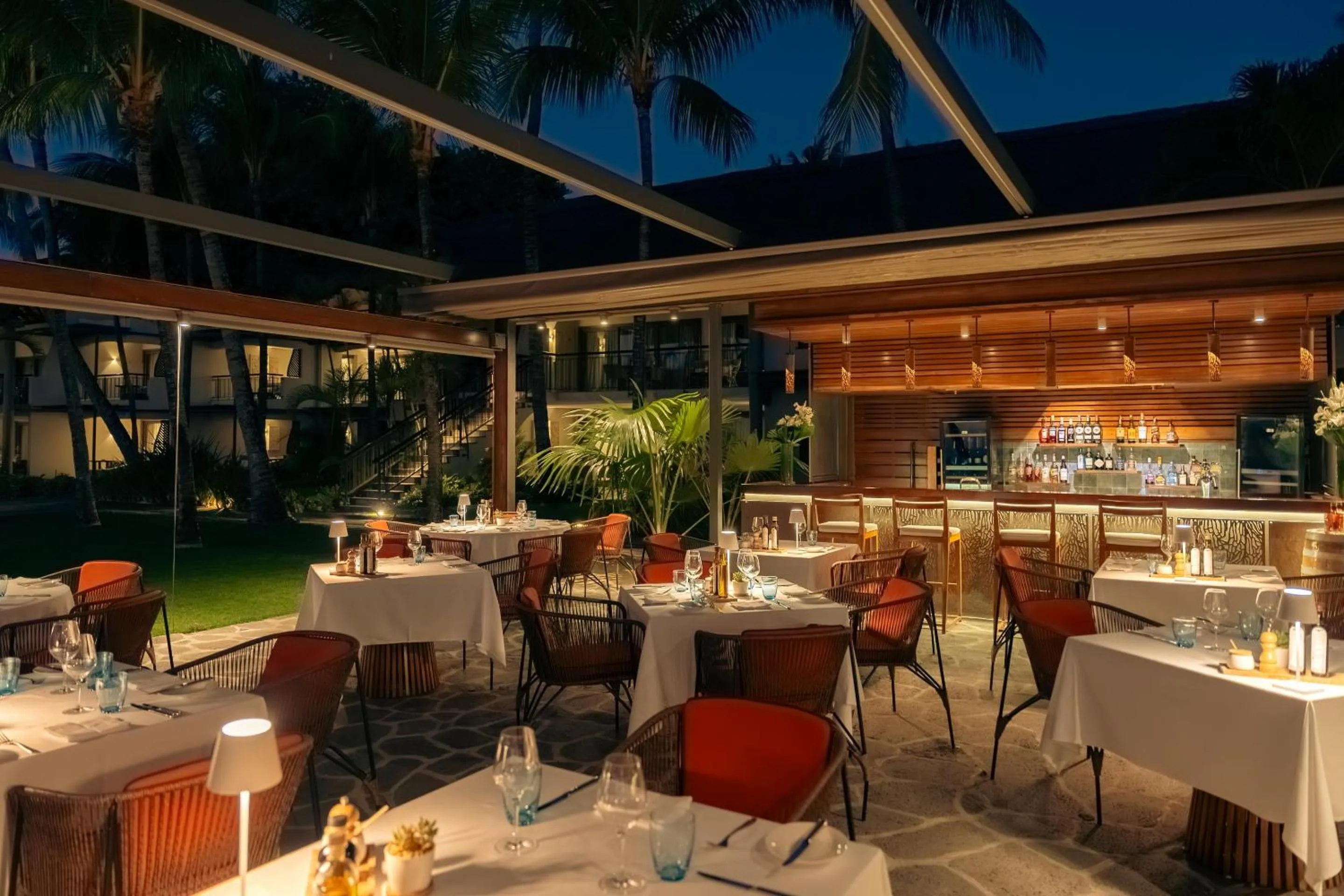 Restaurant/places to eat in Royal Palm Beachcomber Luxury