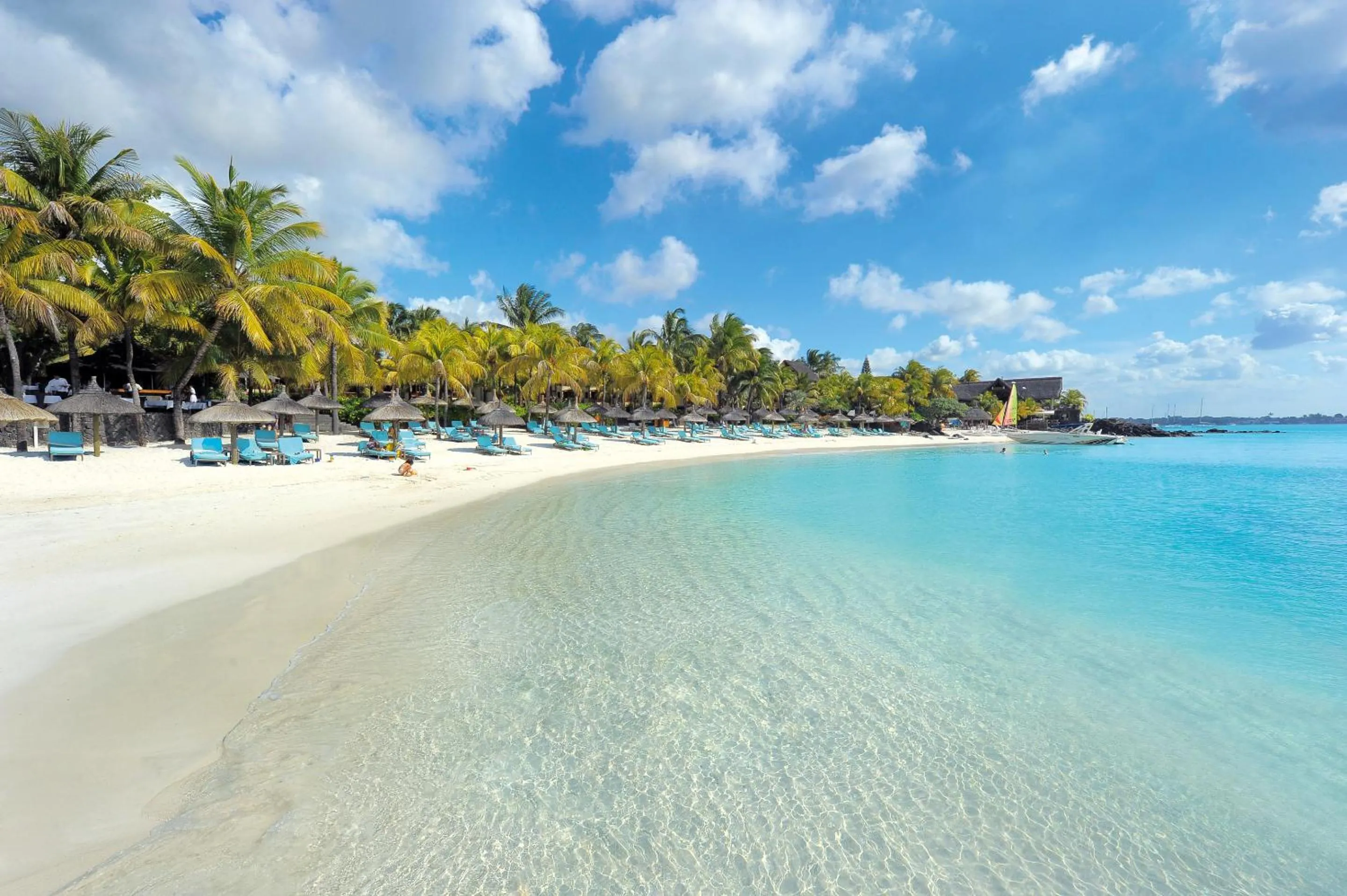 Beach in Royal Palm Beachcomber Luxury