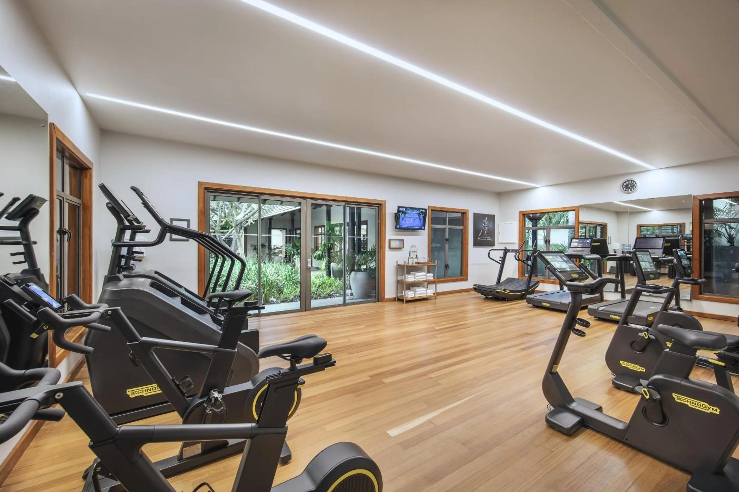 Fitness centre/facilities in Royal Palm Beachcomber Luxury