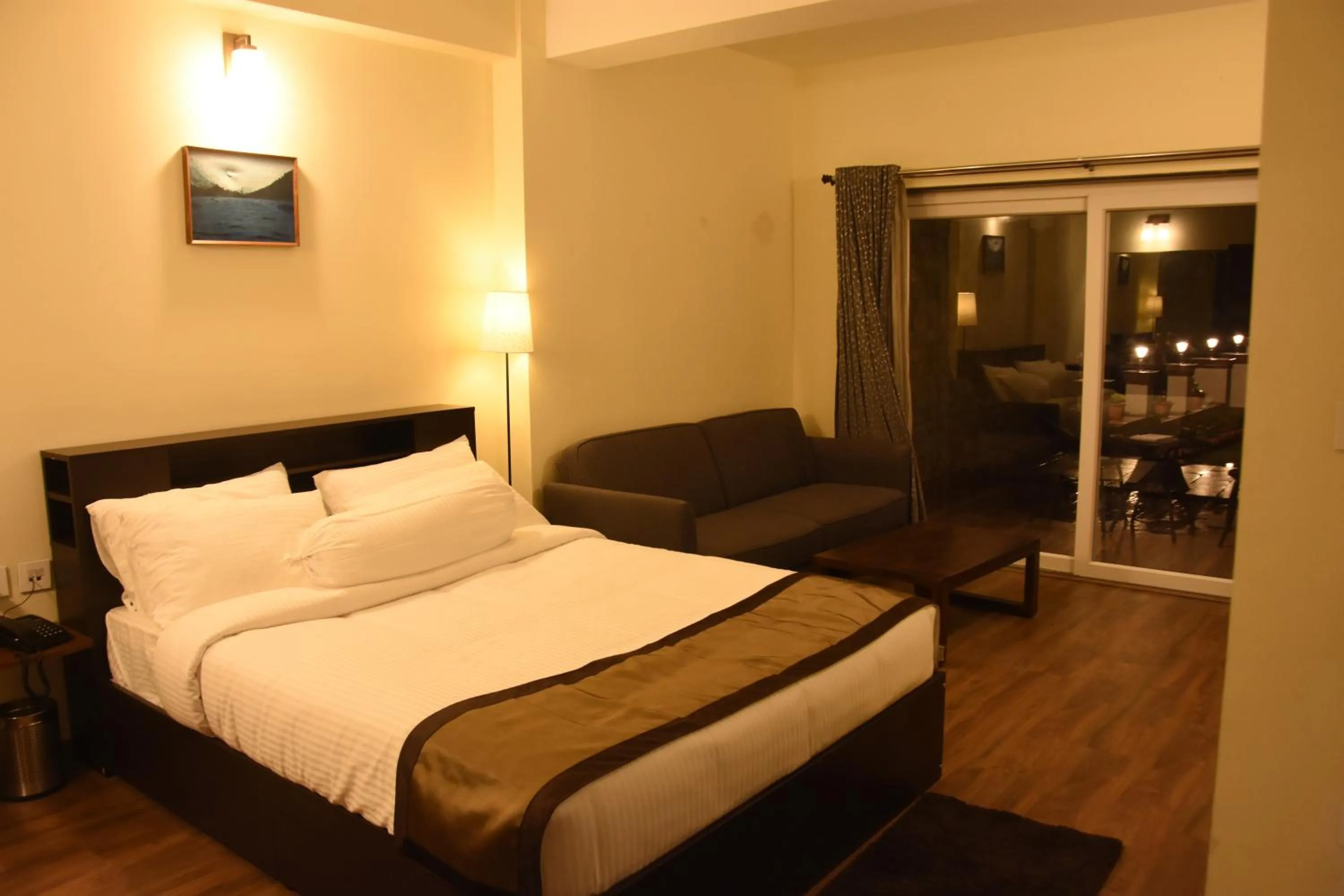 Decorative detail, Bed in Nirvana Retreat