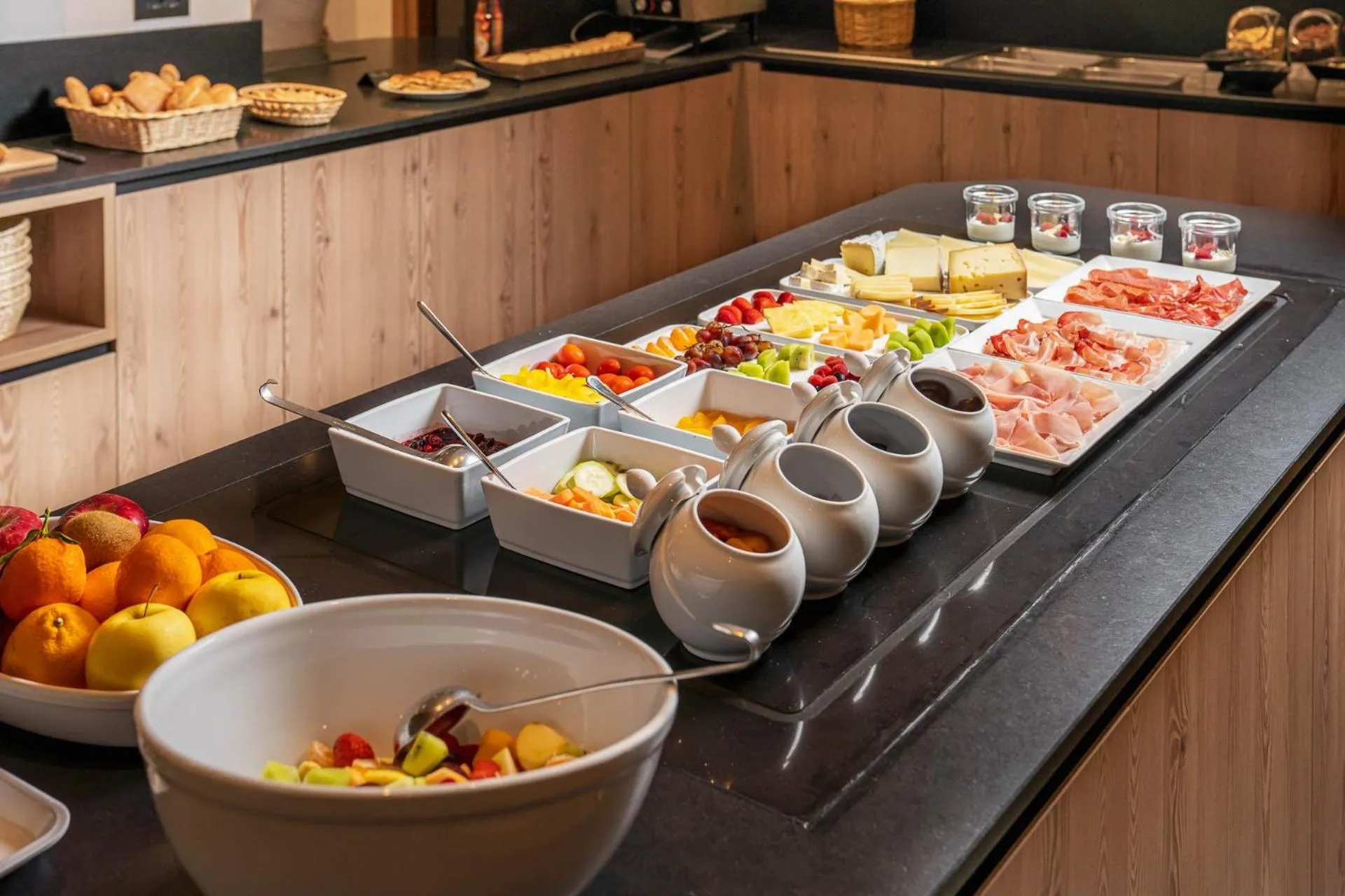 Breakfast in Hotel Chalet Sas Morin