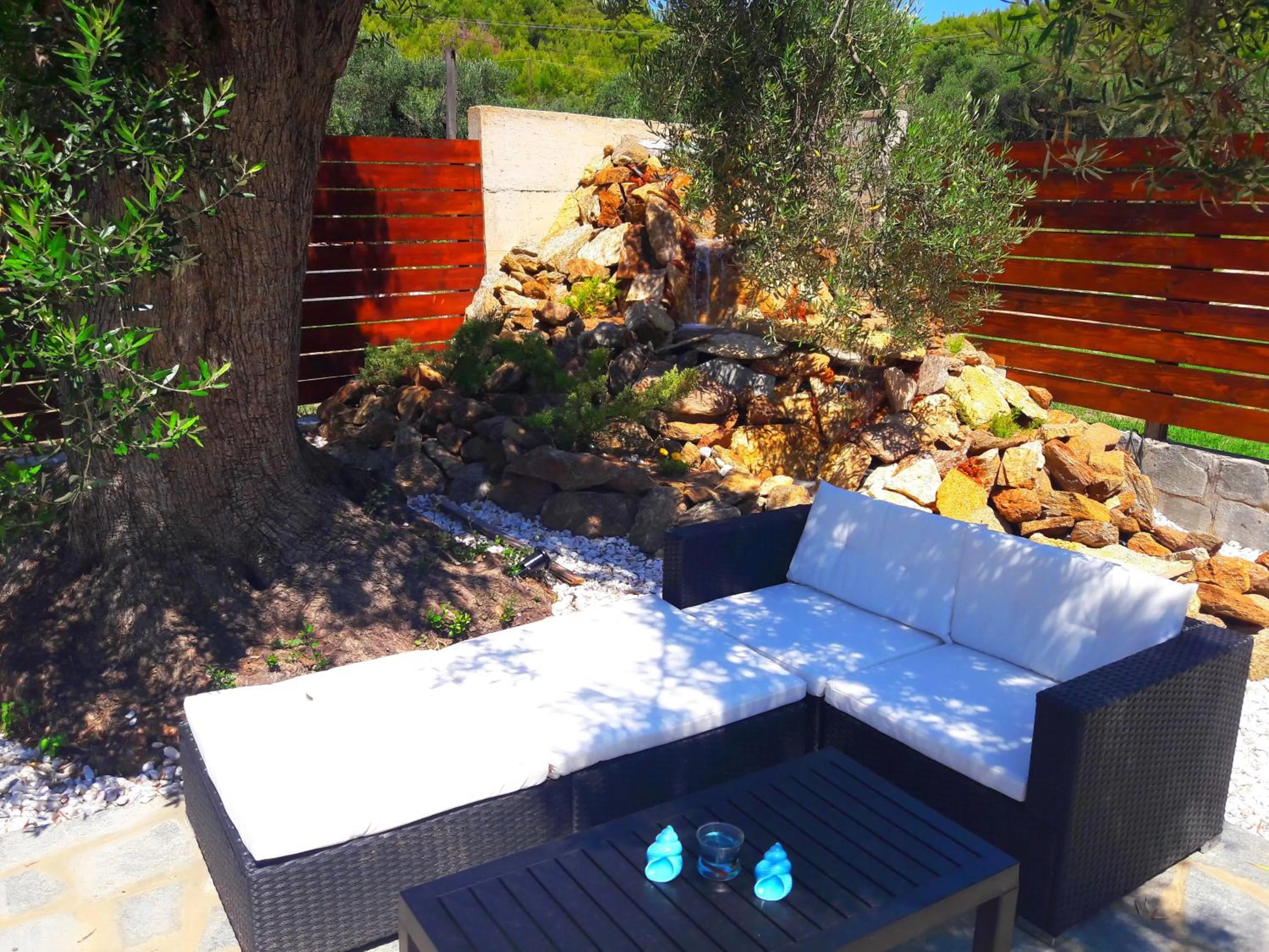 Day in Salonikiou Beach Apartments & Villas