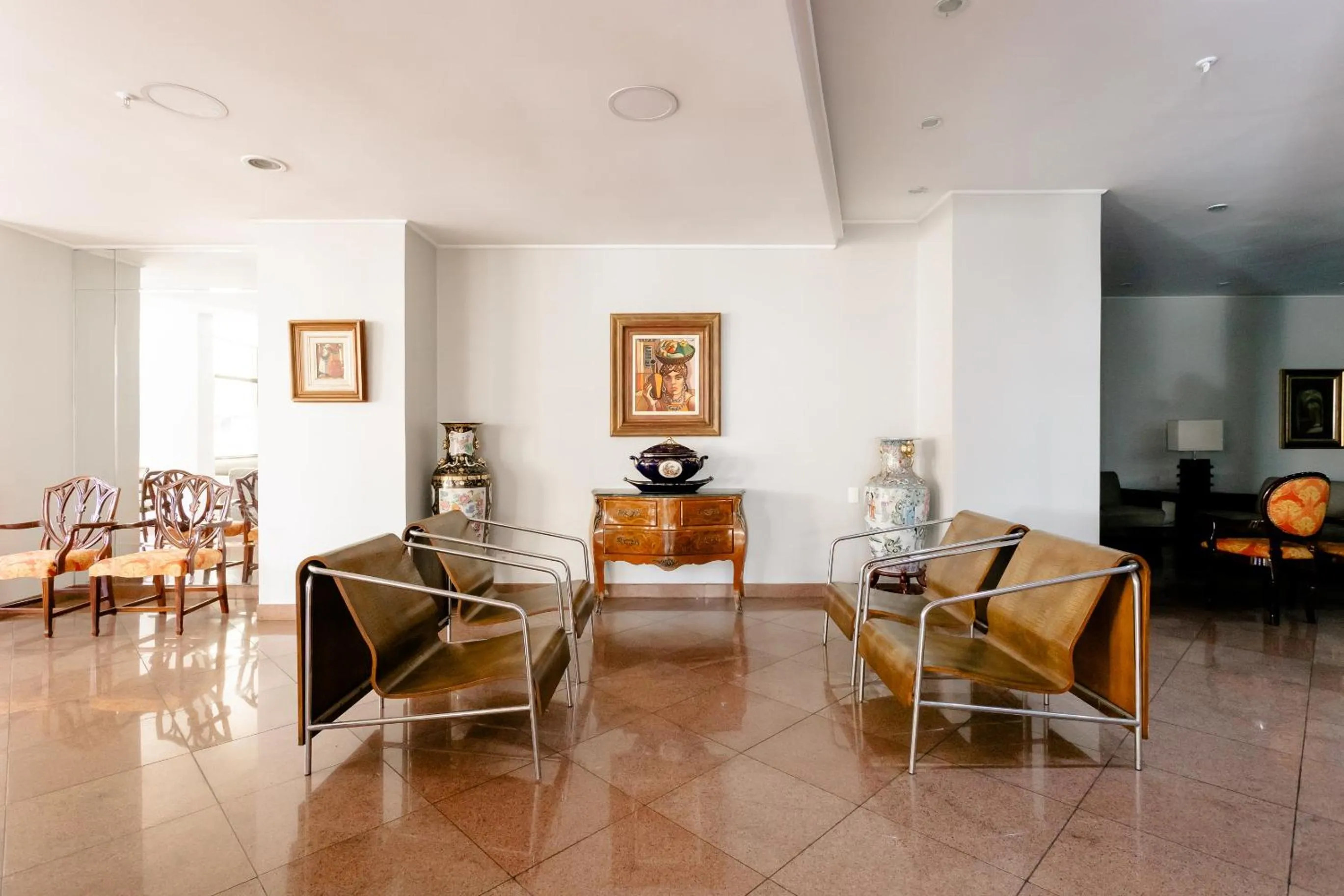 Lobby or reception in Hotel Carlton Plaza