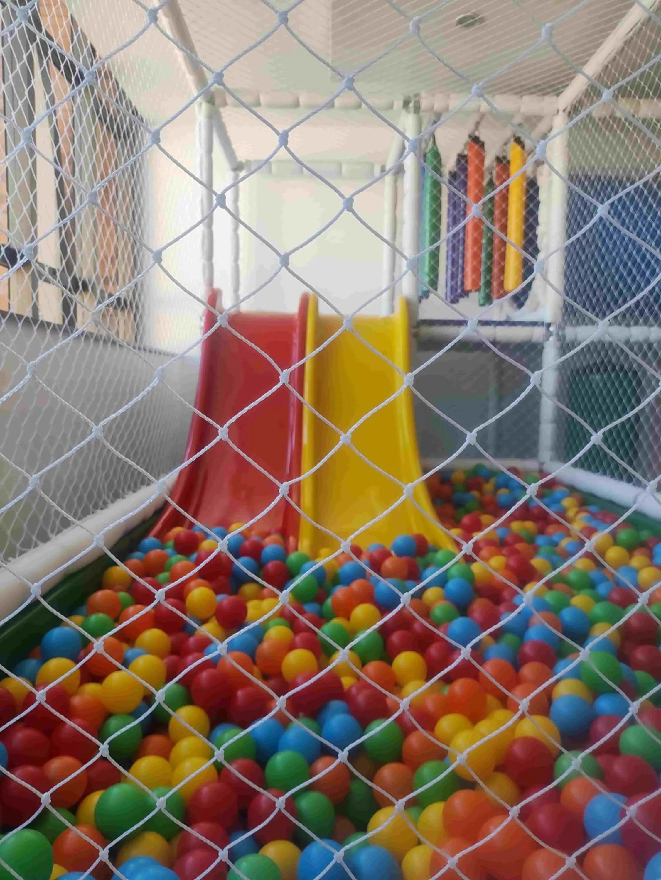 children in Hotel Carlton Plaza