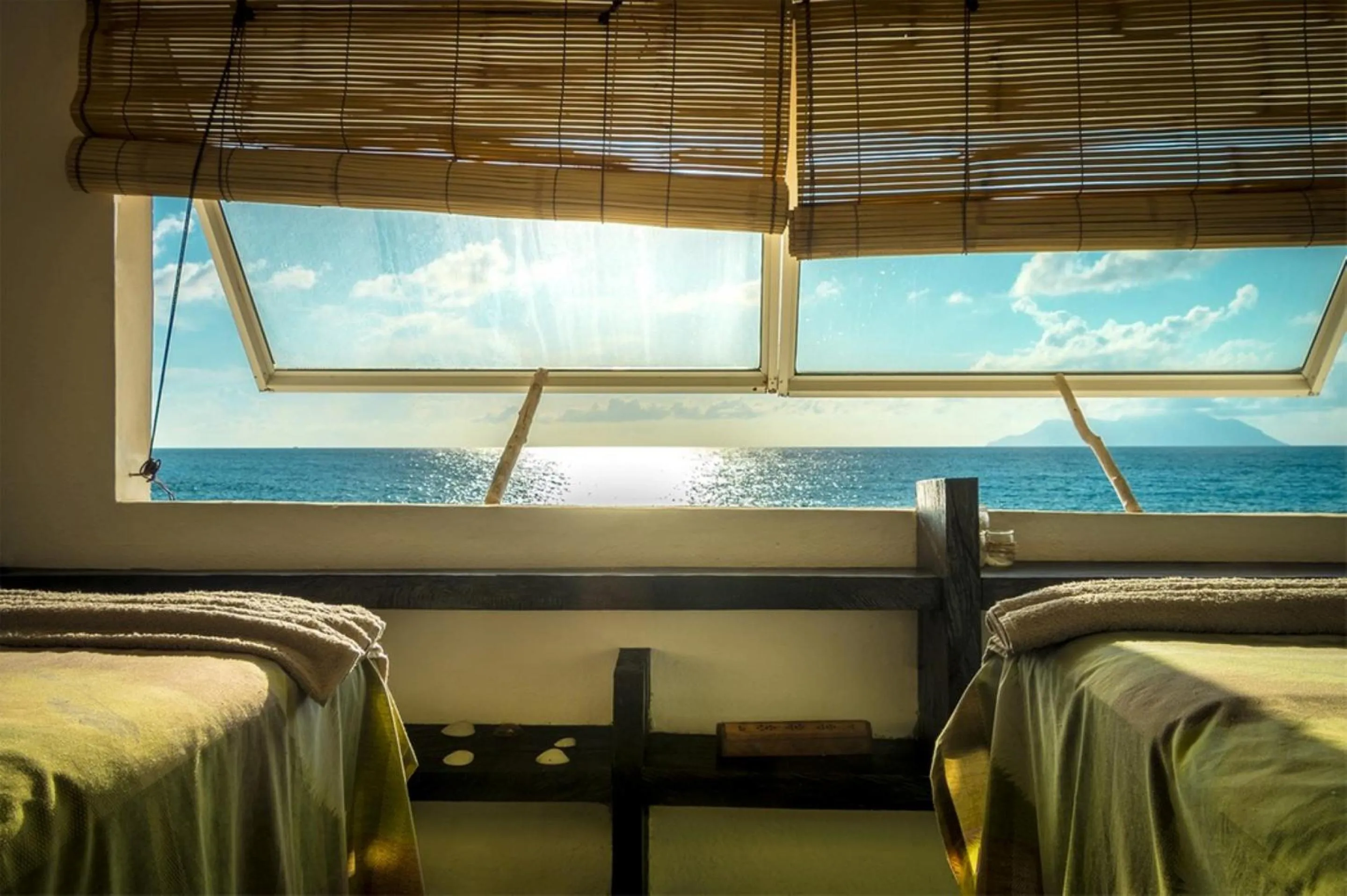 Massage, Bed in Bliss Boutique Hotel Seychelles