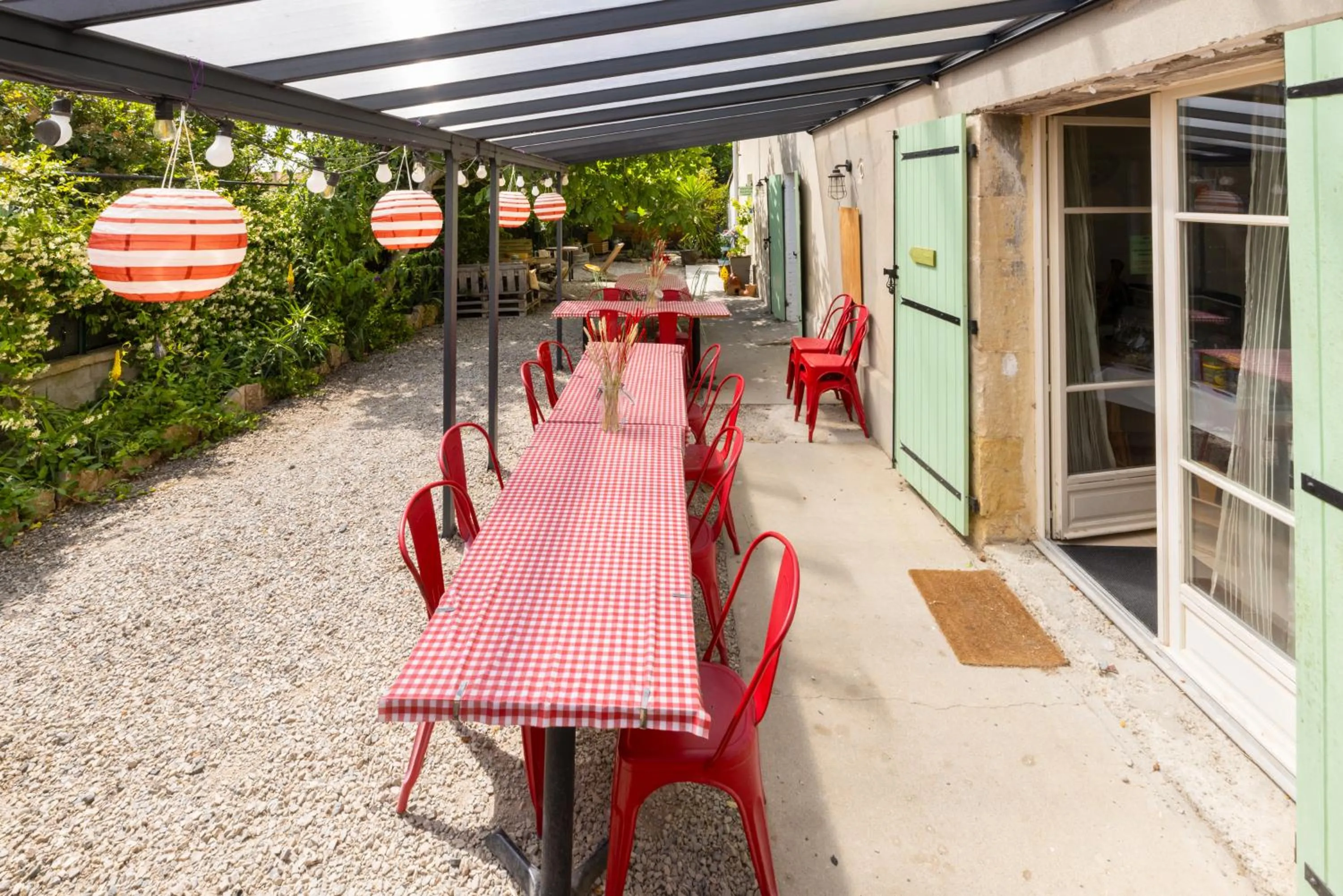 Restaurant/places to eat in Le Grand Bassin