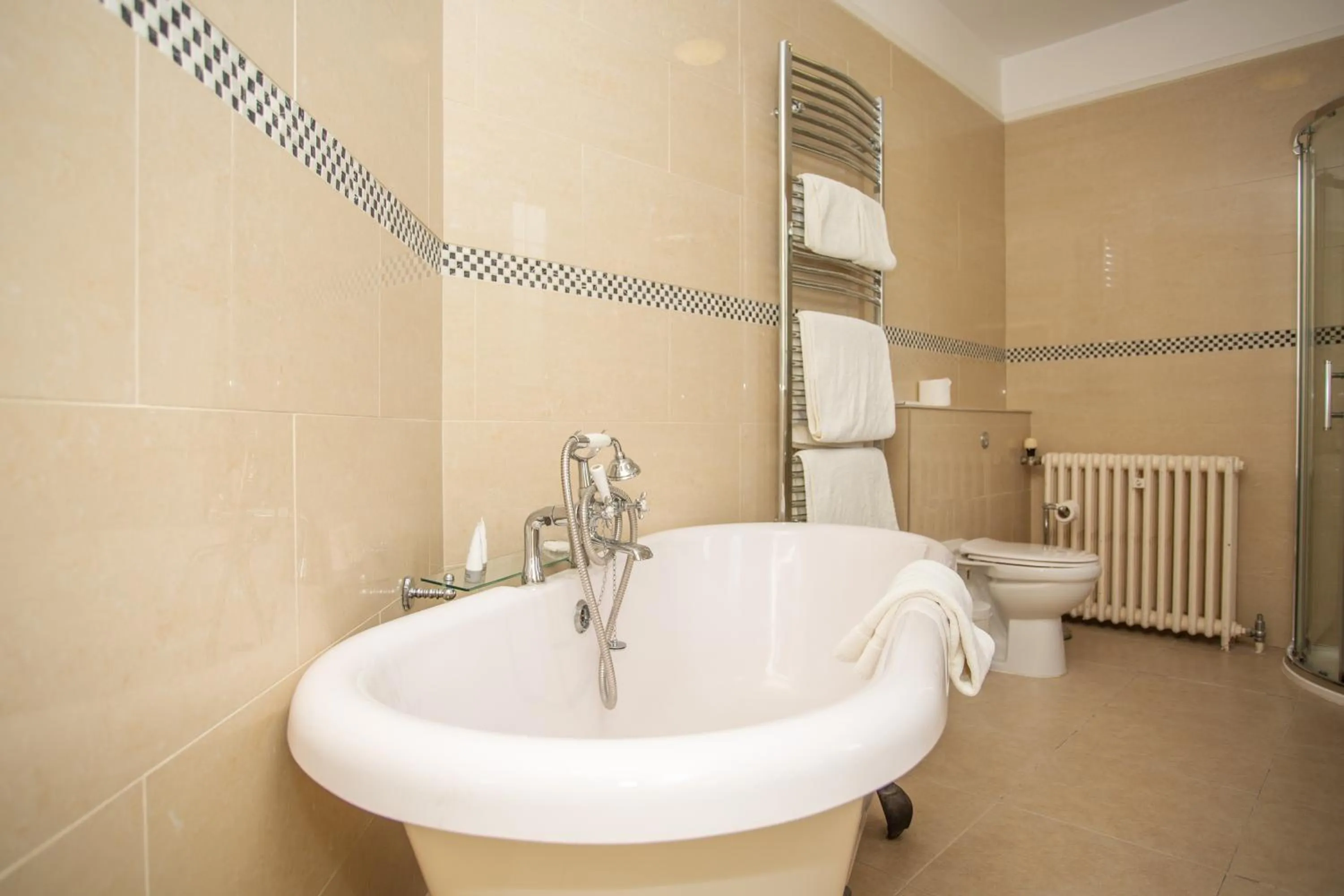Bathroom in Dales Country House Hotel